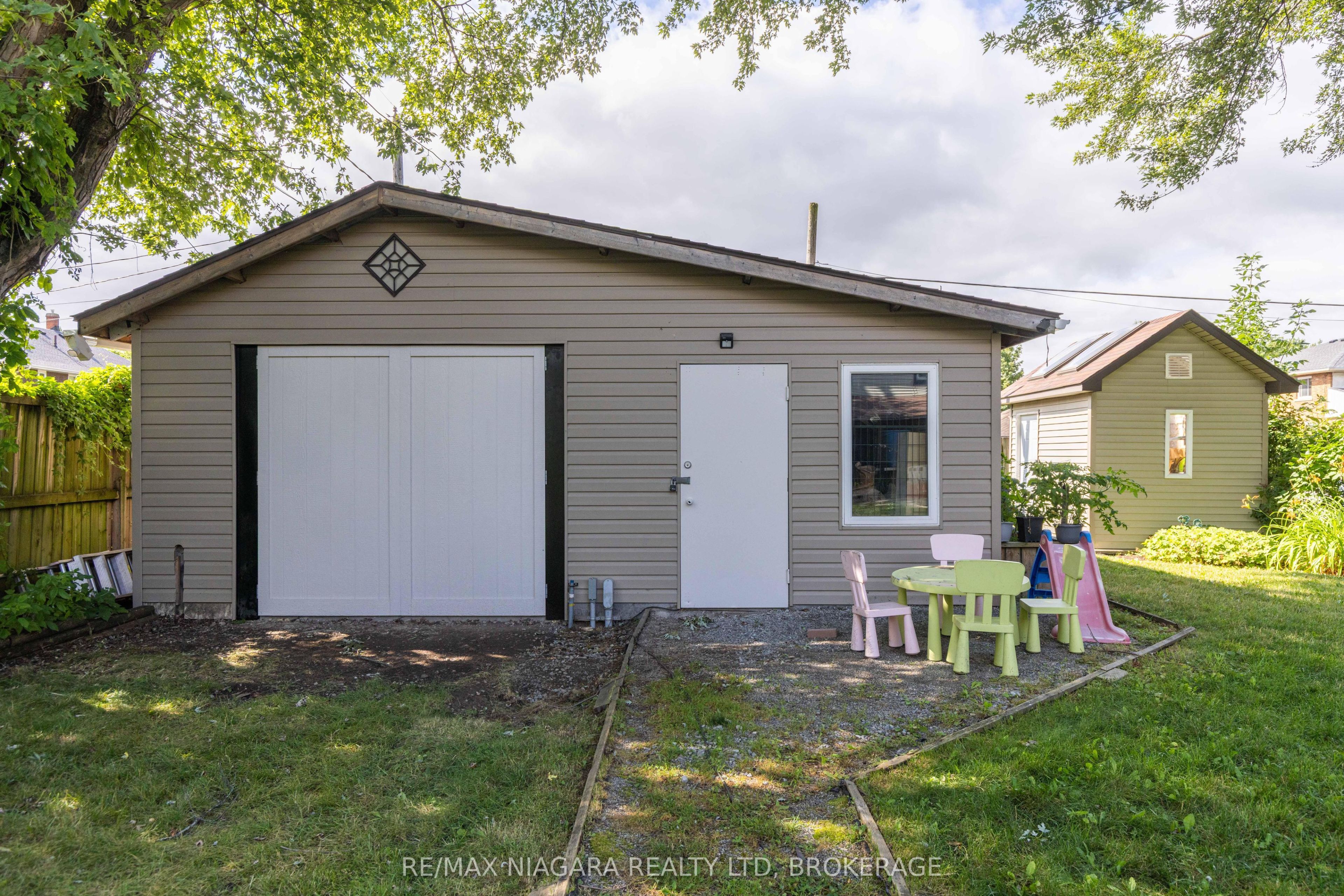 93 First Street Property Photo 23