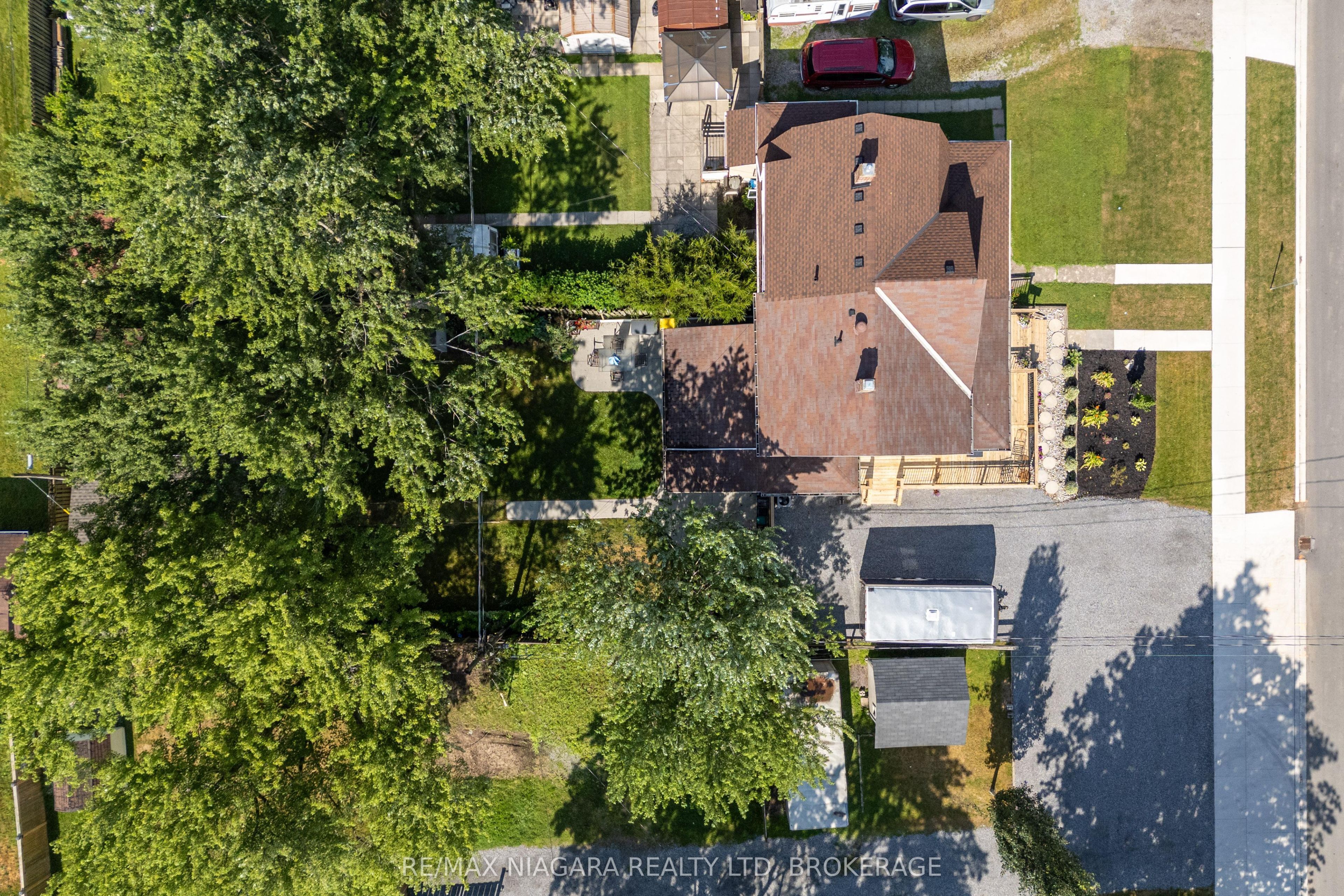 93 First Street Property Photo 25