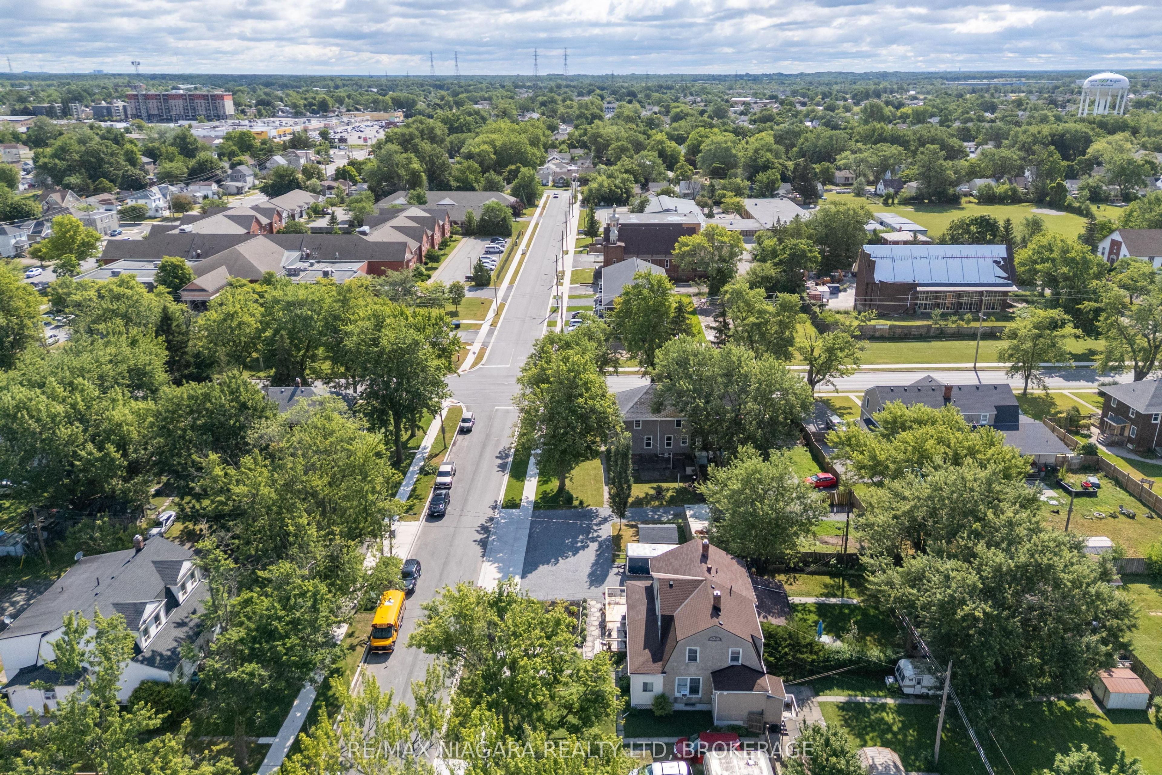 93 First Street Property Photo 29