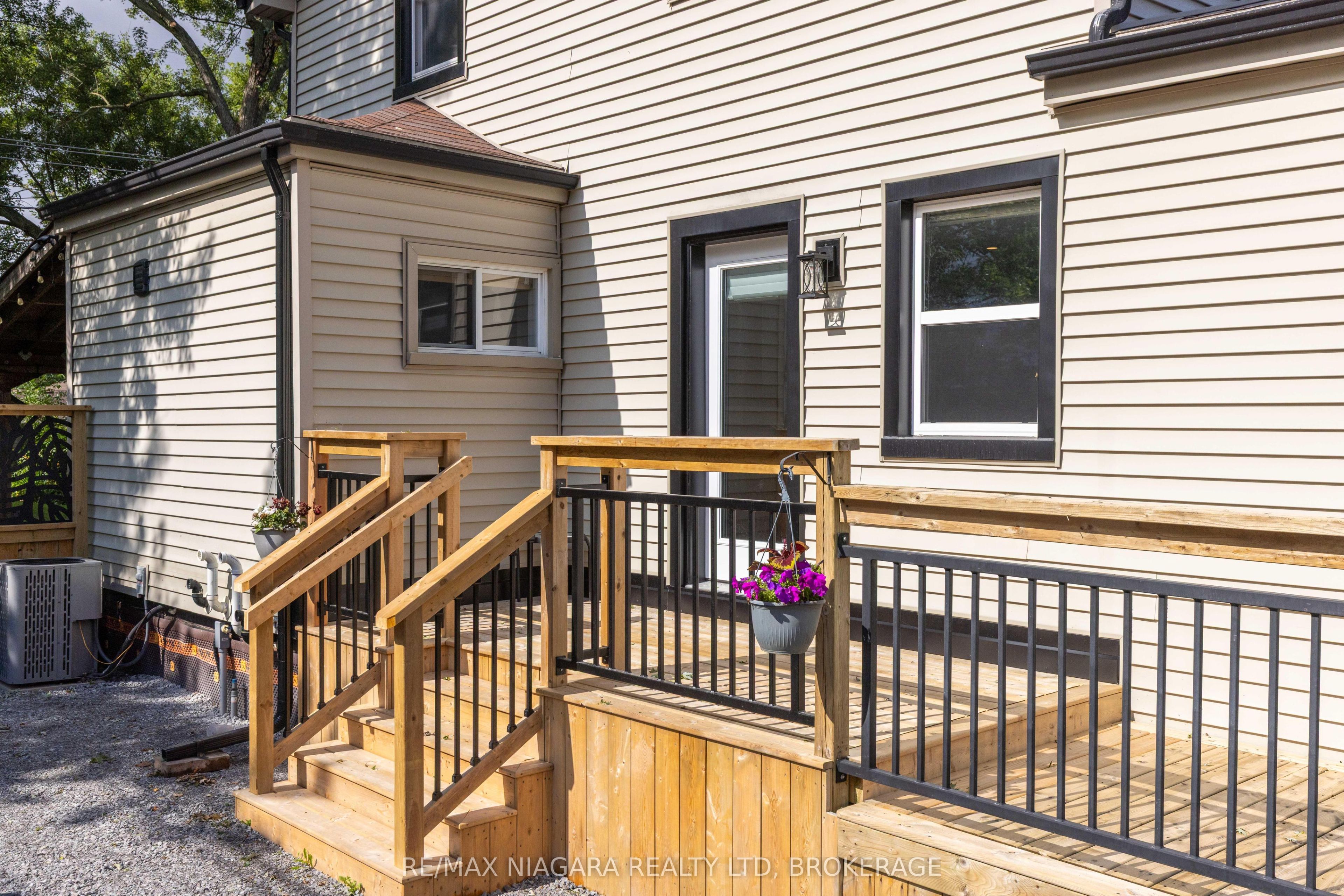 93 First Street Property Photo 32