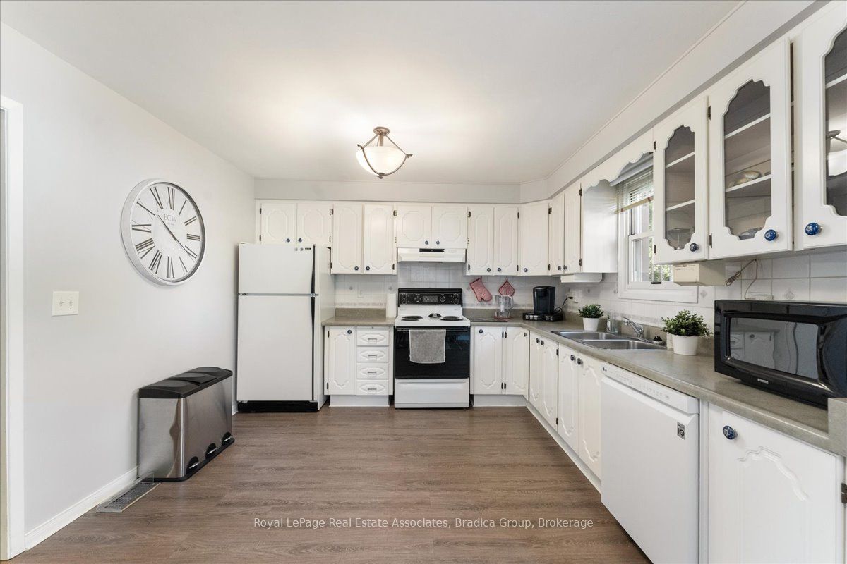 79 Case Street Property Photo 10