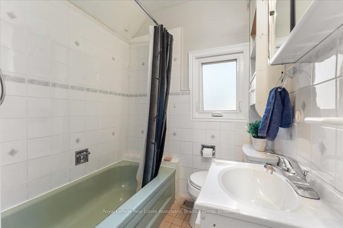 79 Case Street Property Photo 18