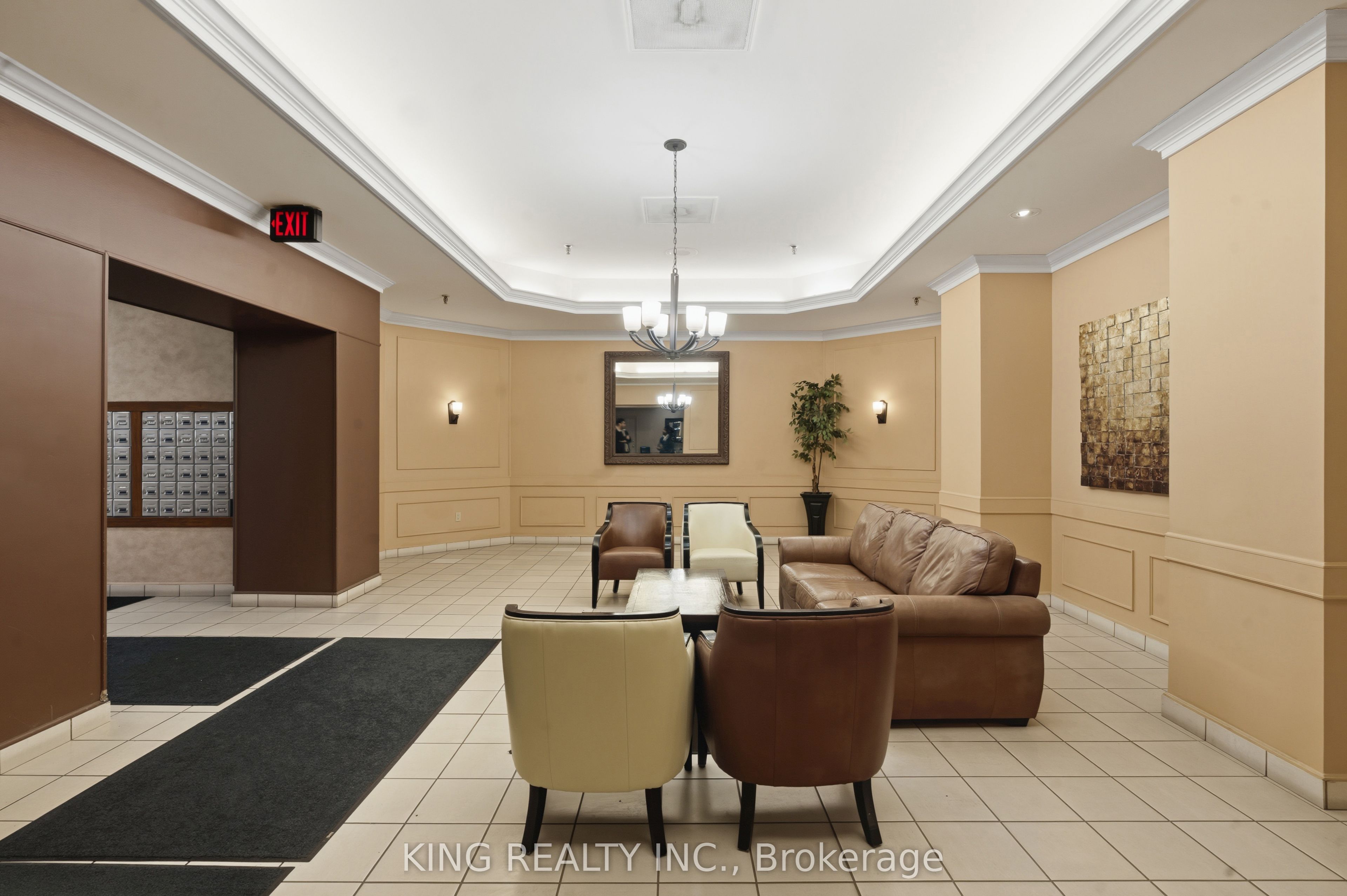 389 Dundas Street 701 Property Photo 5