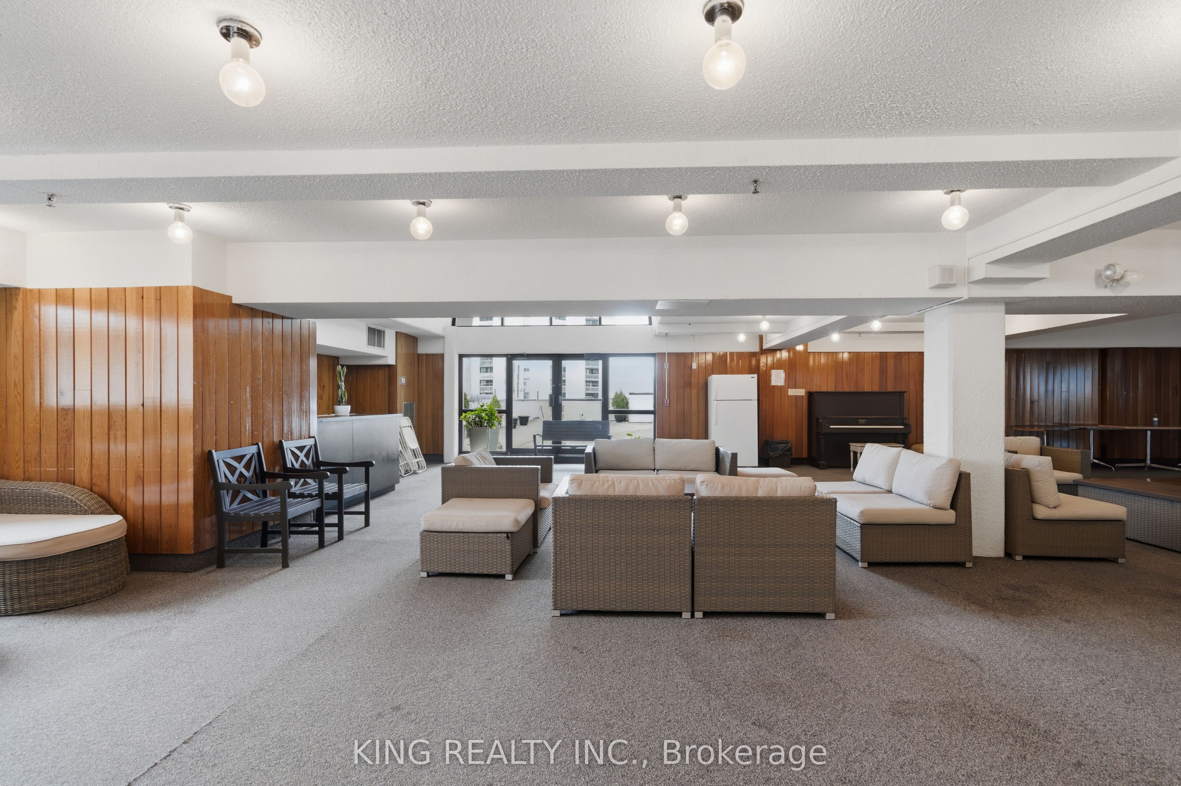 389 Dundas Street 701 Property Photo 40