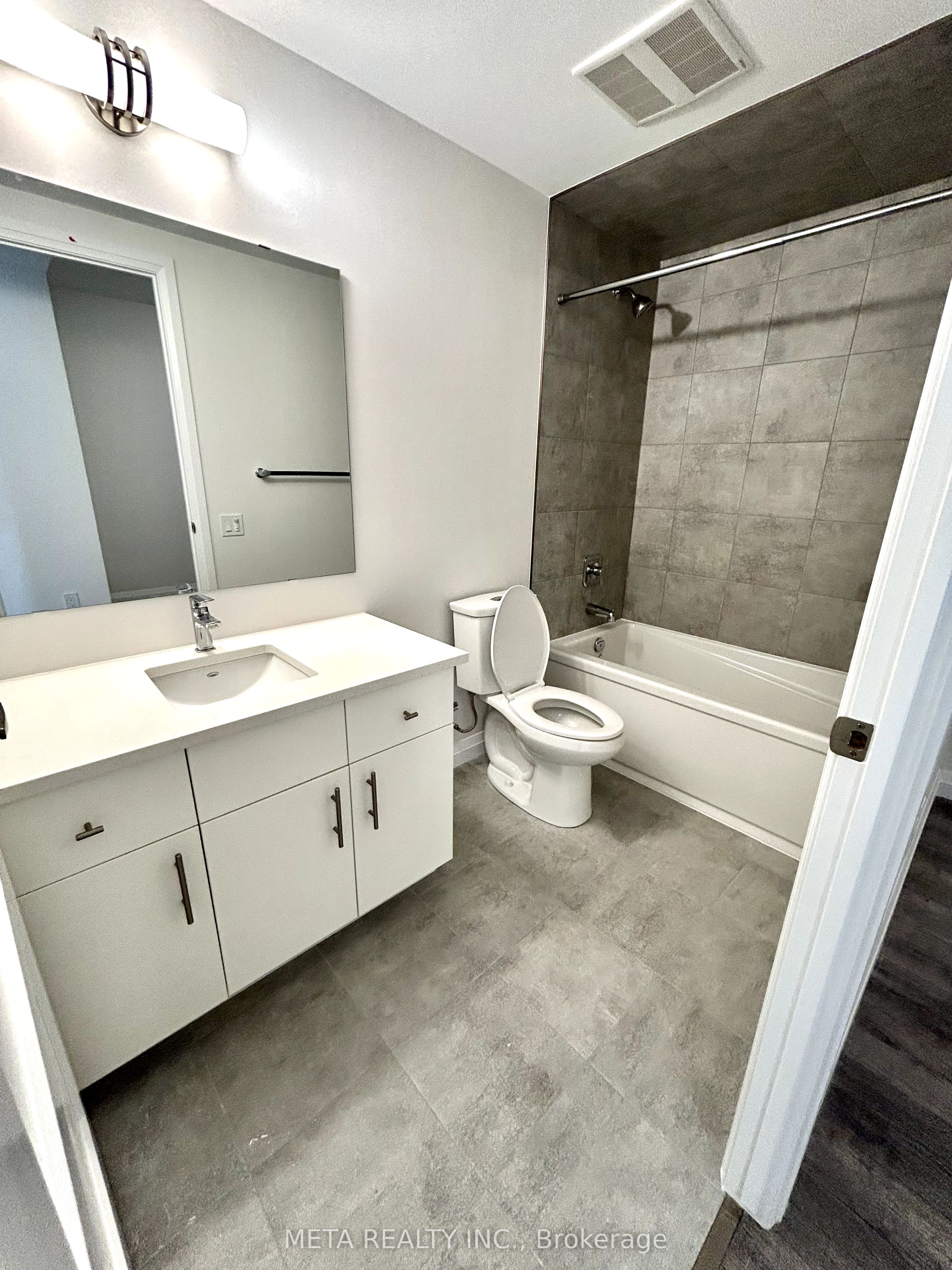 93 Arthur Street S 811 Property Photo 11