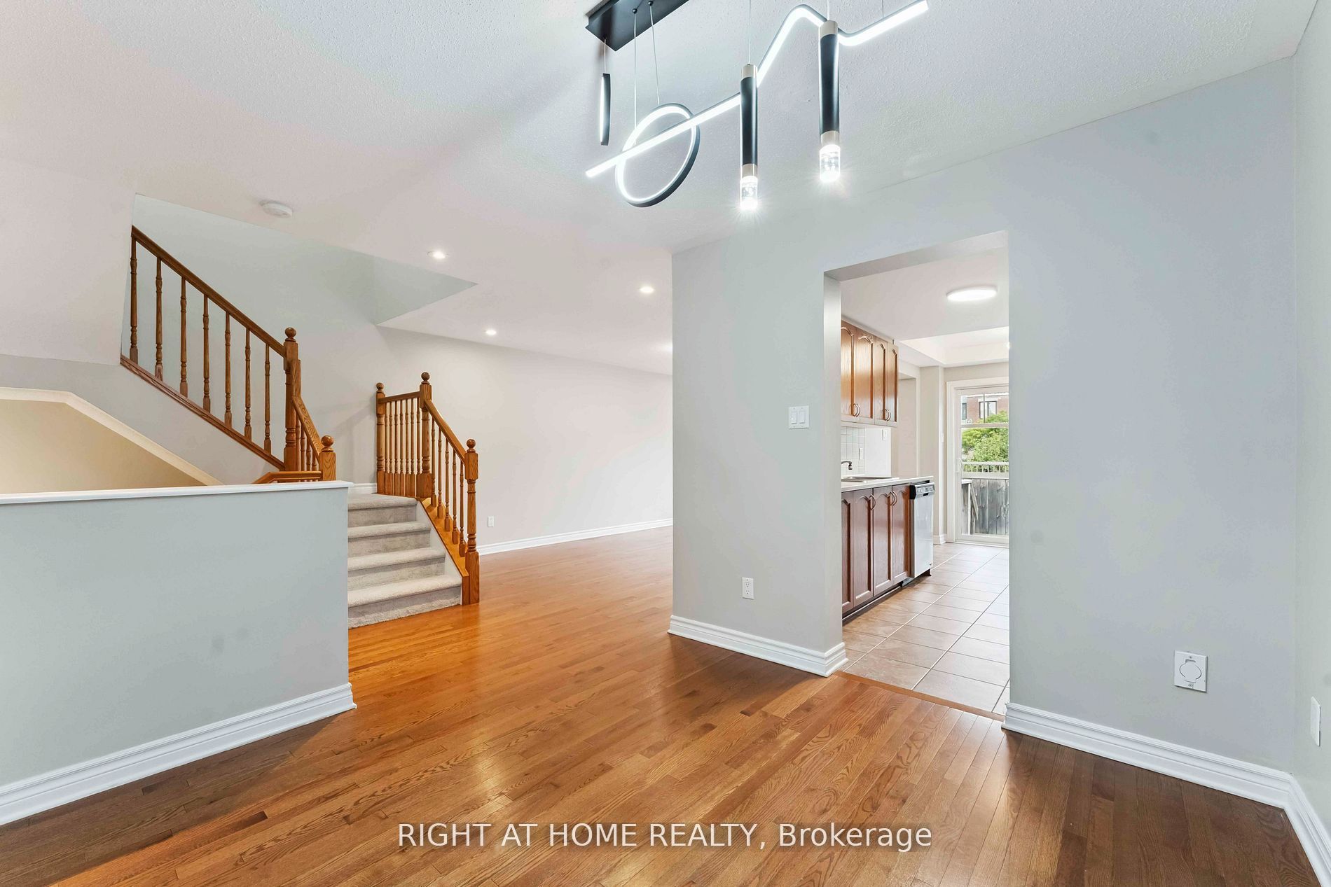 195 Mancini Way Property Photo 8