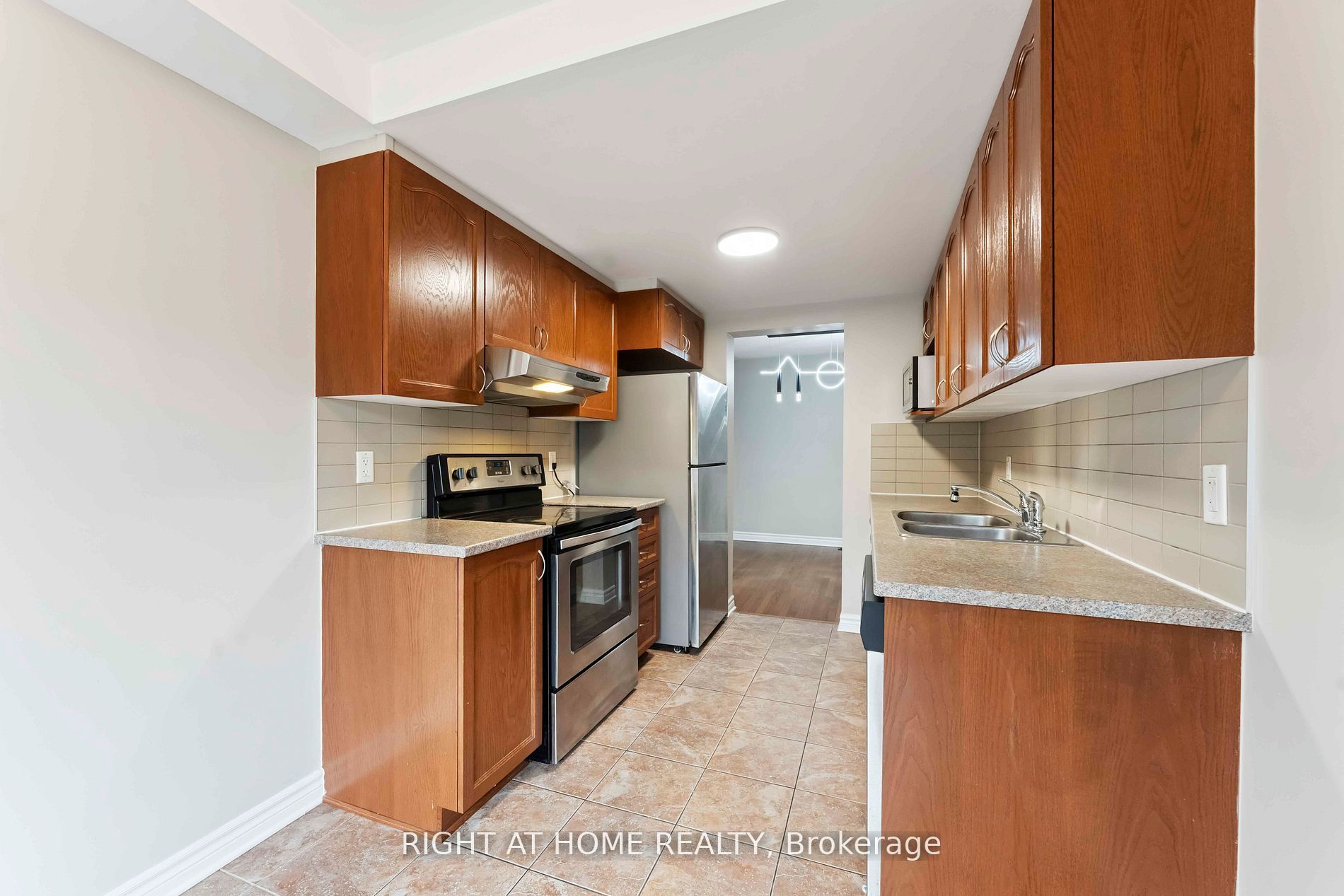 195 Mancini Way Property Photo 12