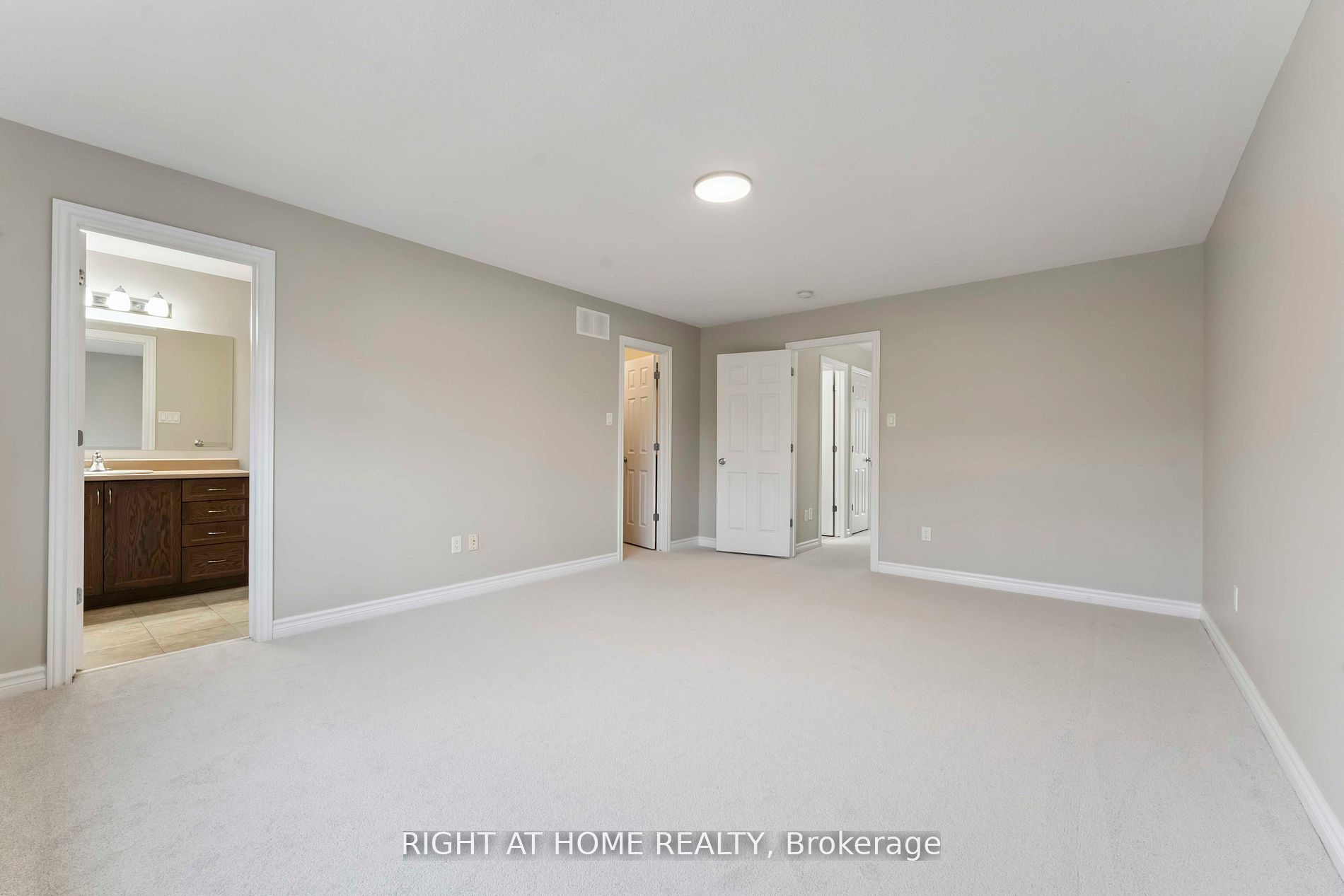 195 Mancini Way Property Photo 21