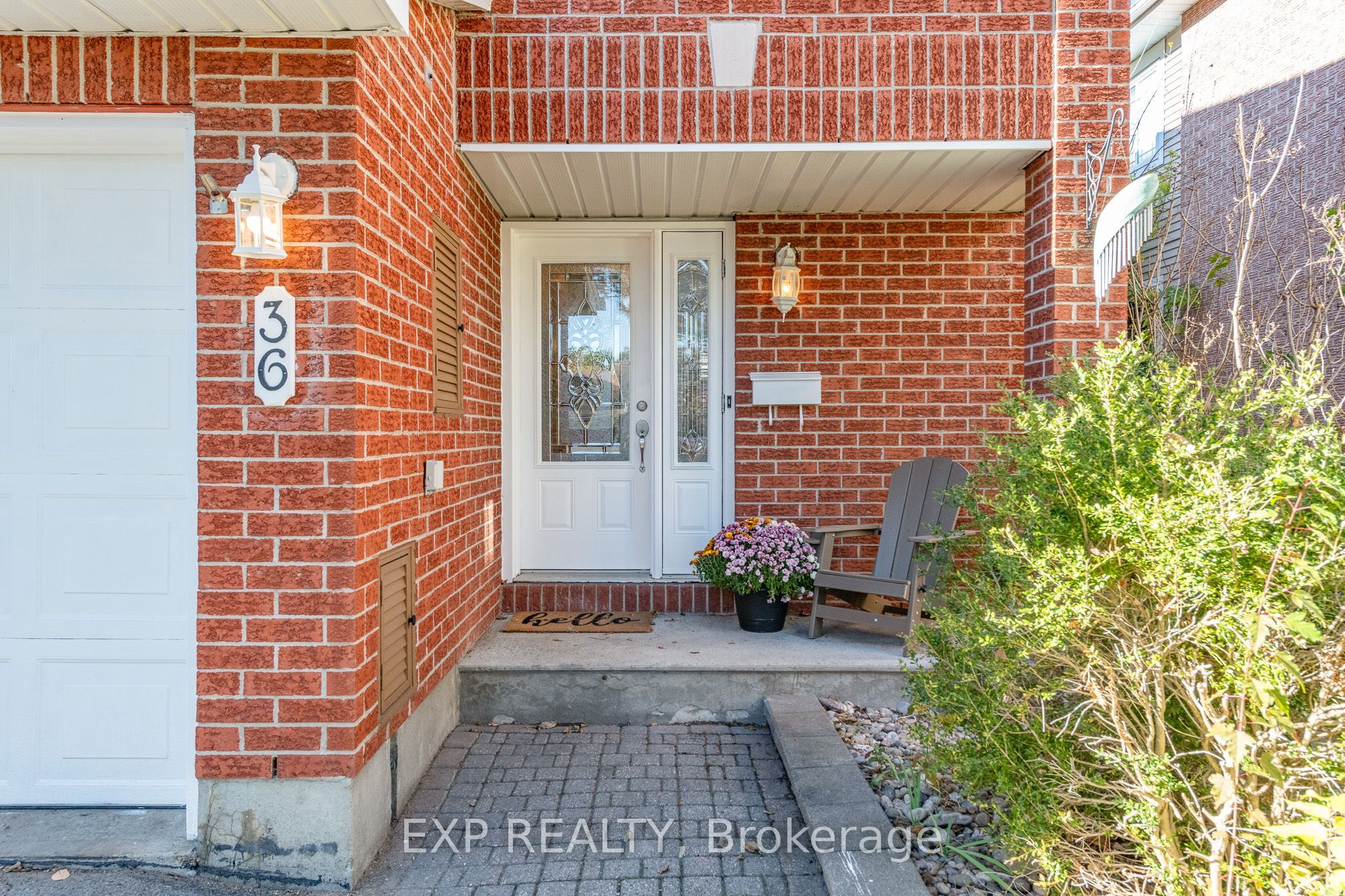 36 Meadowbreeze Drive Property Photo 4