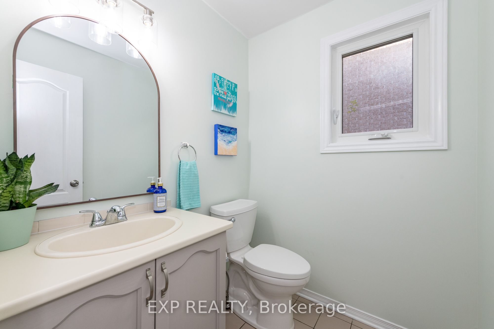 36 Meadowbreeze Drive Property Photo 6