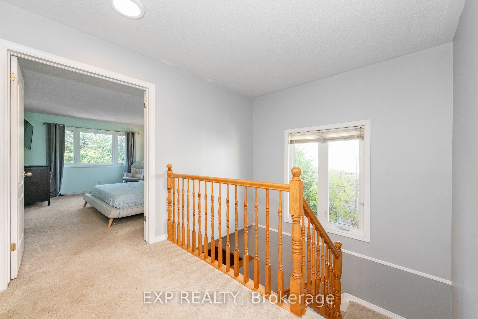 36 Meadowbreeze Drive Property Photo 21
