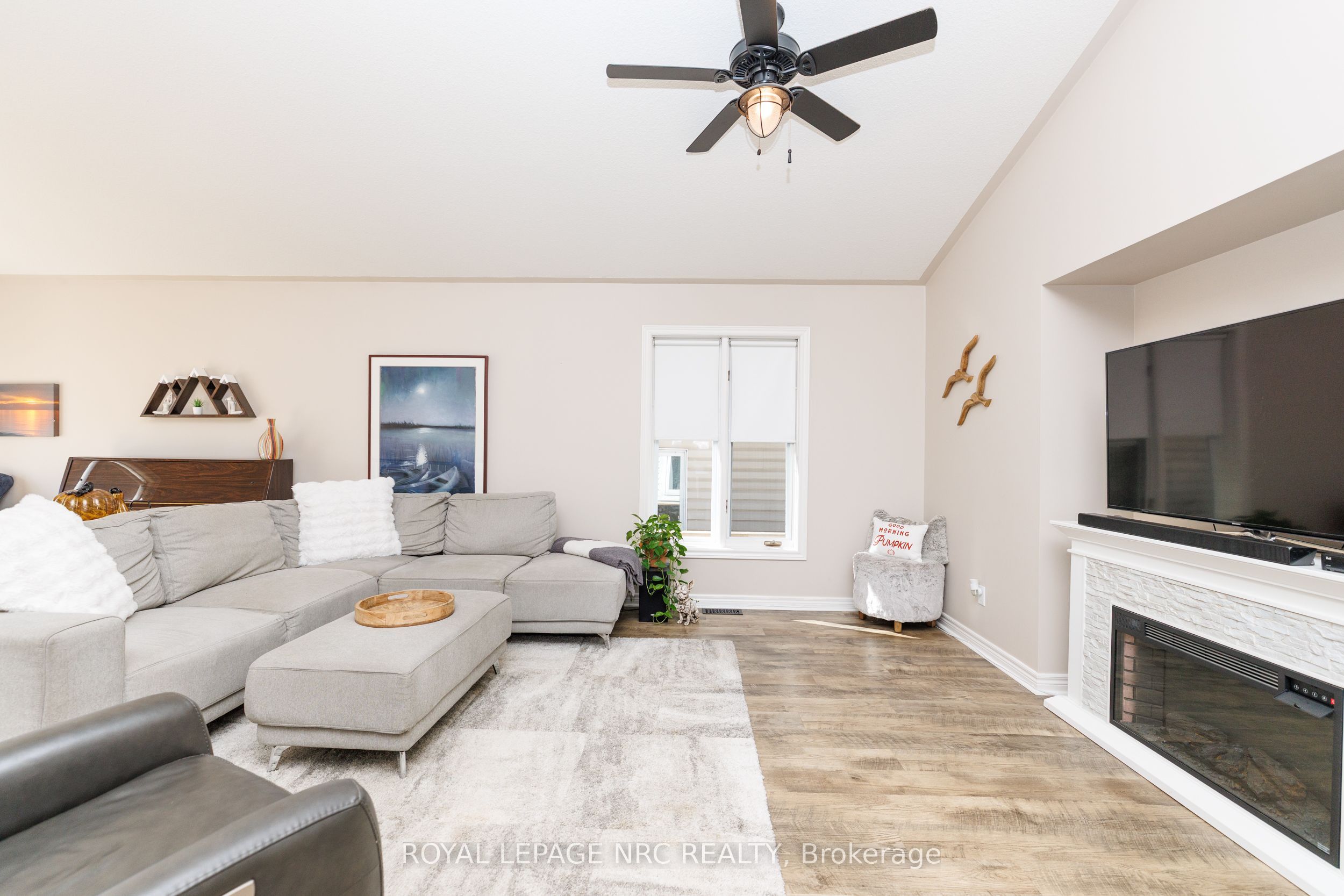 1 Bahama Bay Property Photo 10