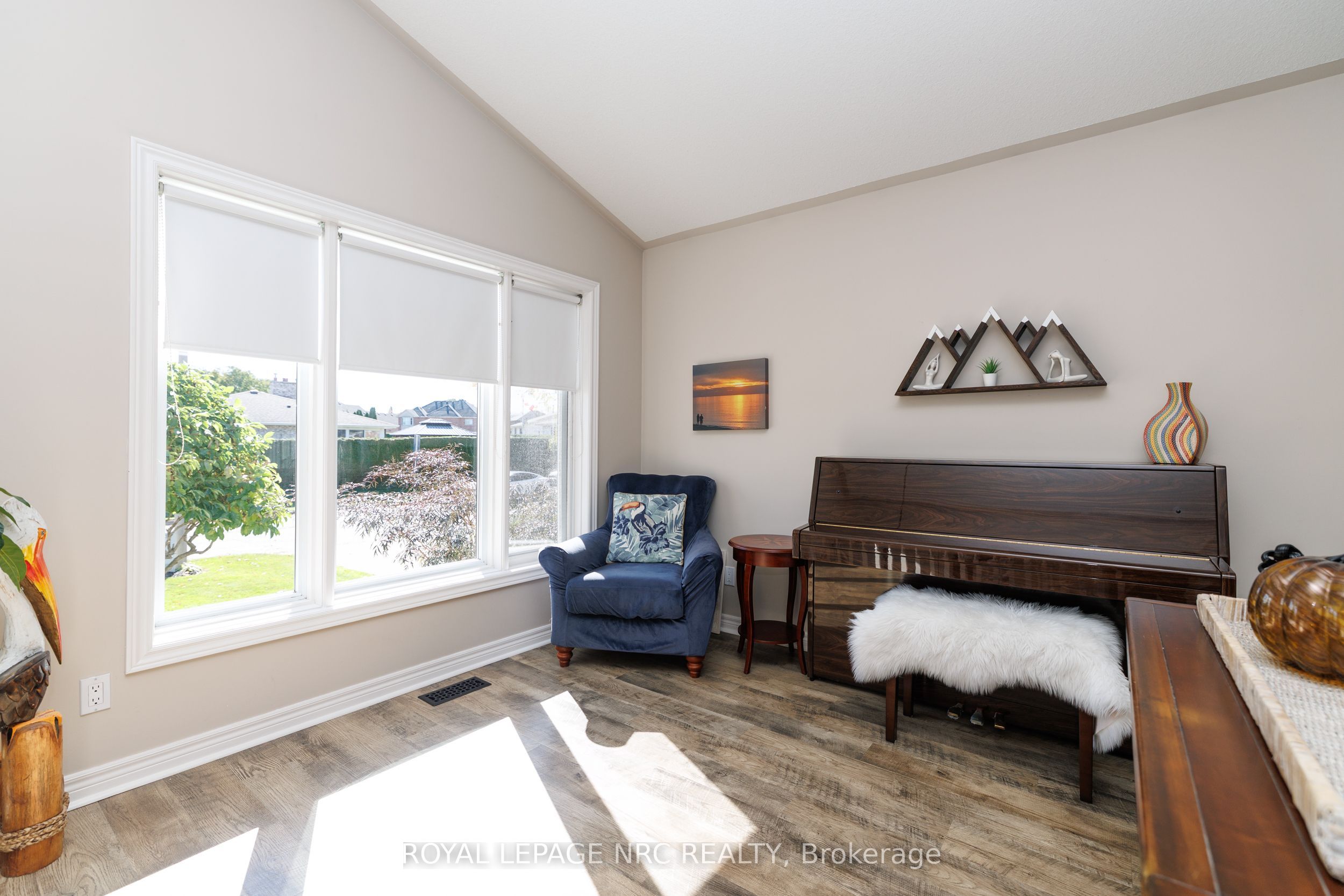 1 Bahama Bay Property Photo 12