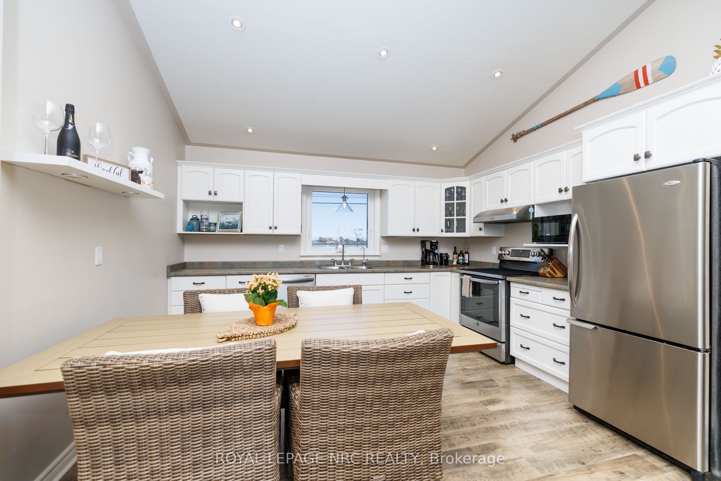 1 Bahama Bay Property Photo 16