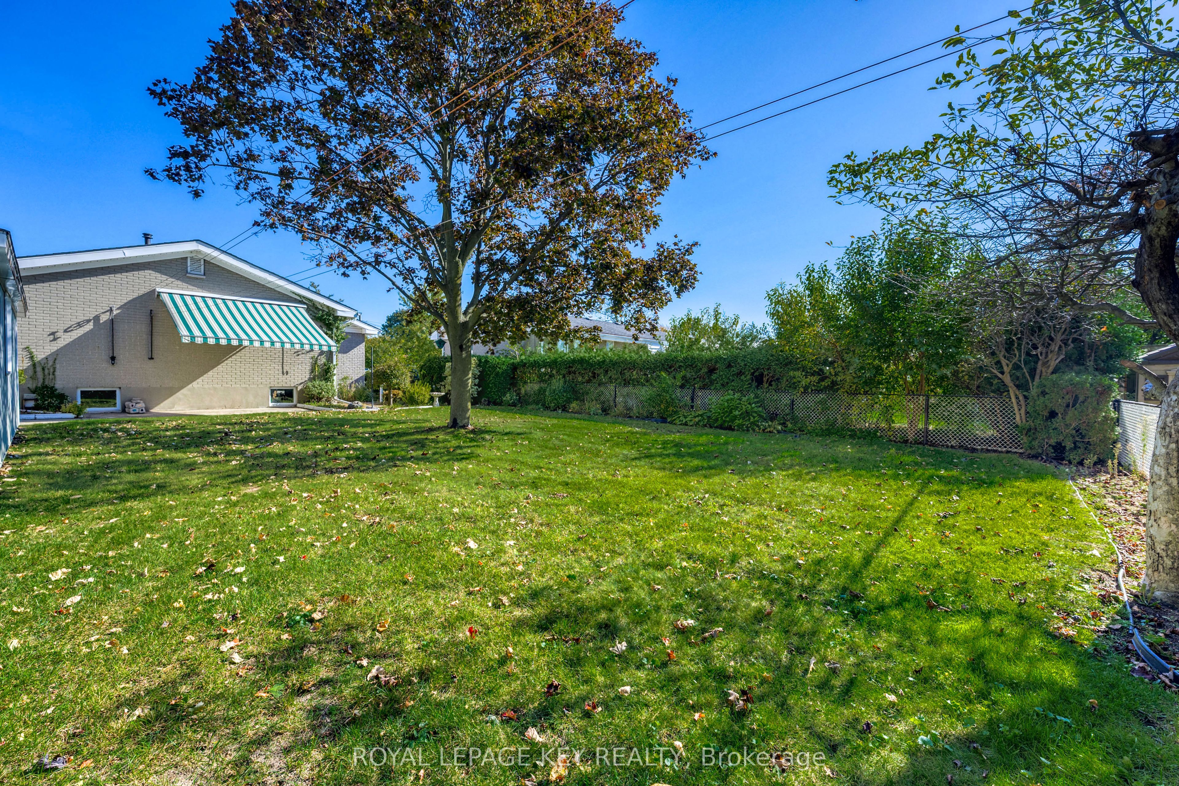 997 Hollands Avenue Property Photo 4