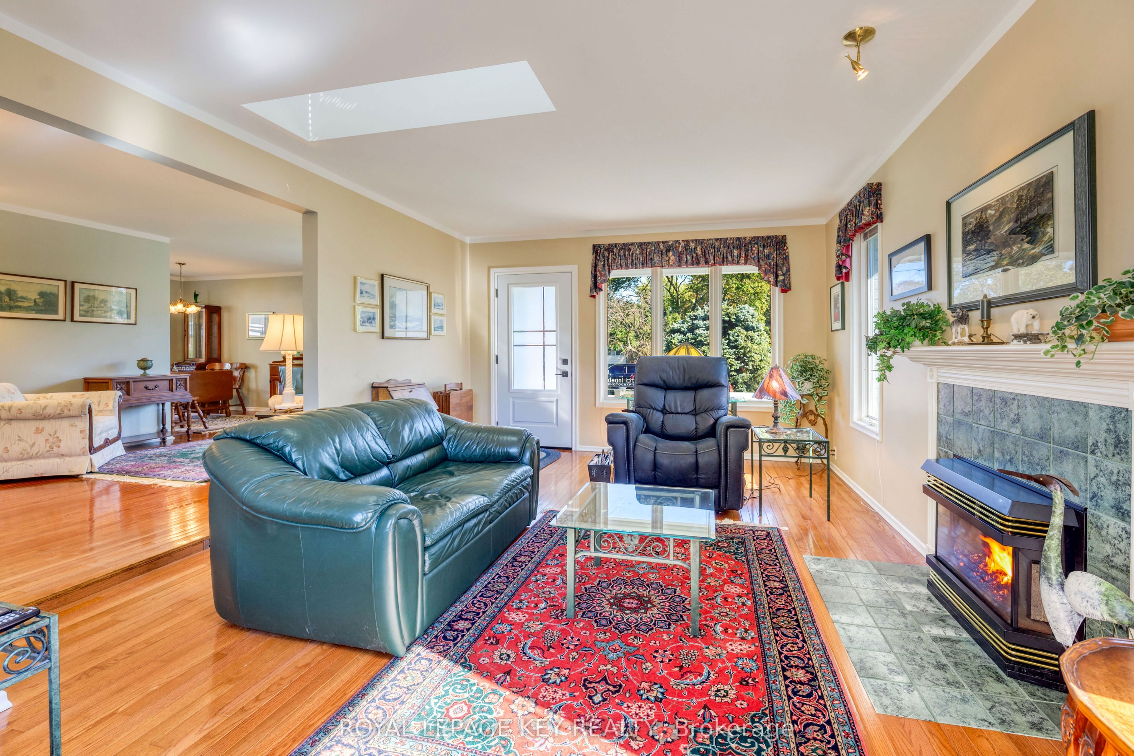 997 Hollands Avenue Property Photo 8