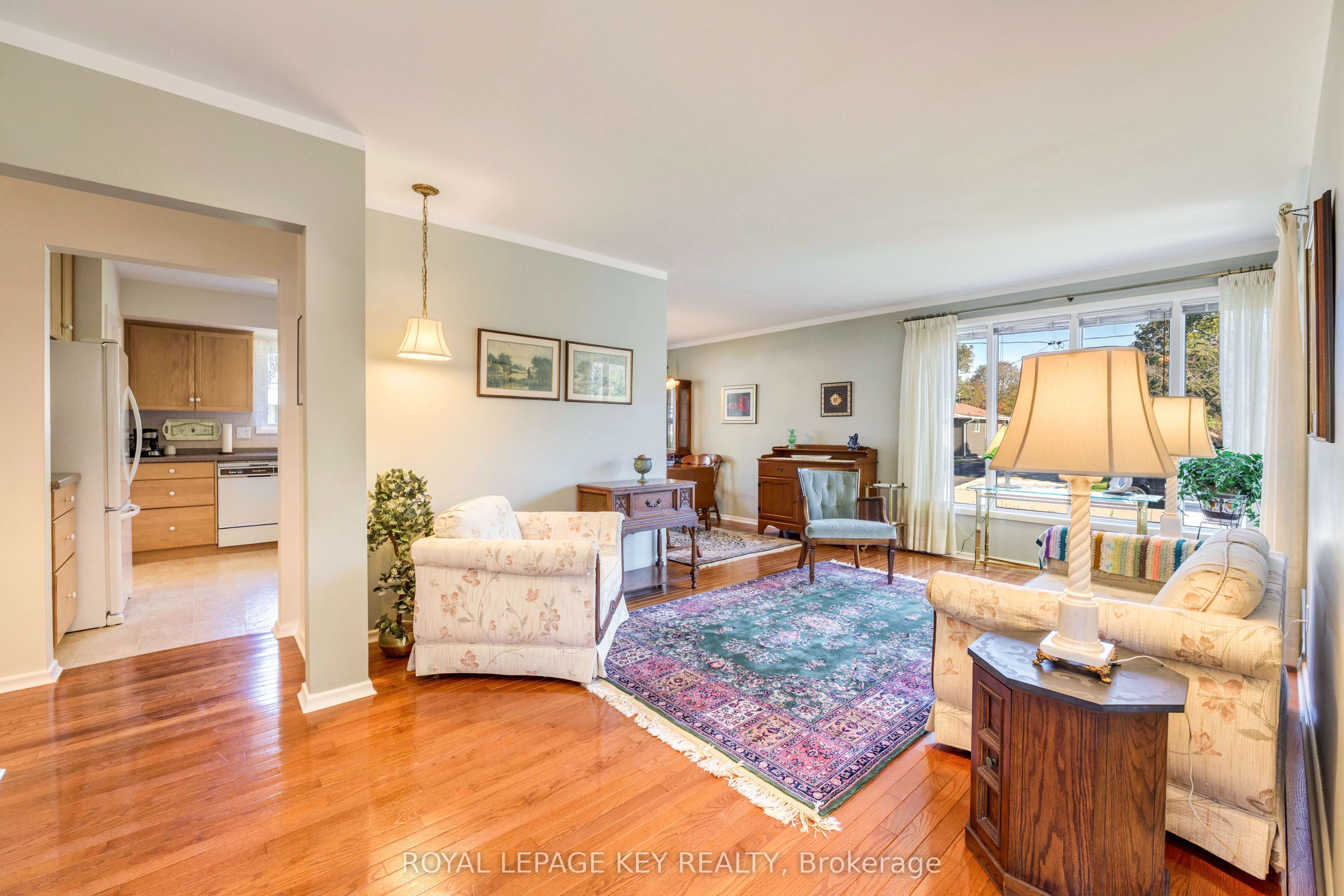 997 Hollands Avenue Property Photo 10
