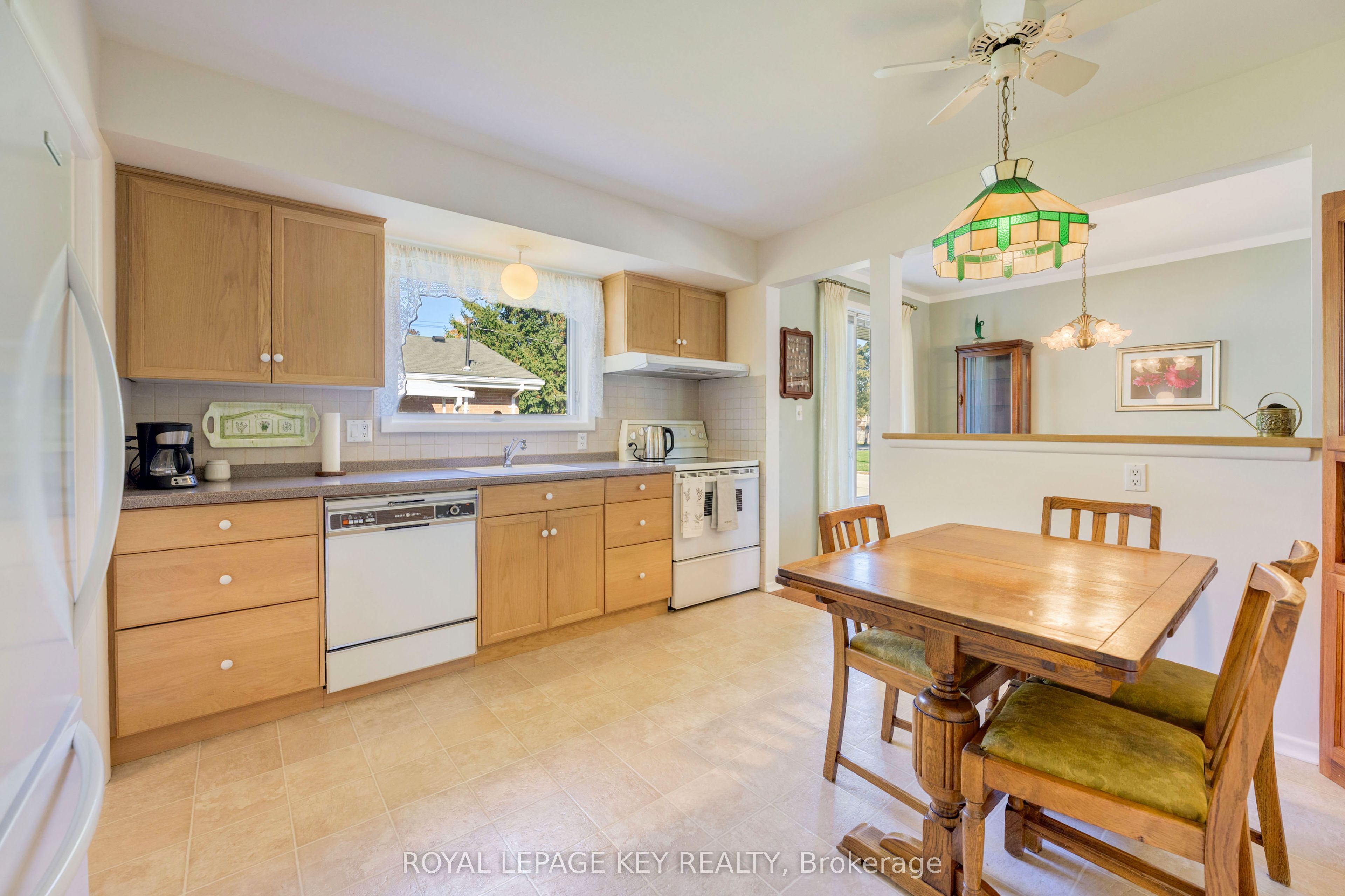 997 Hollands Avenue Property Photo 19