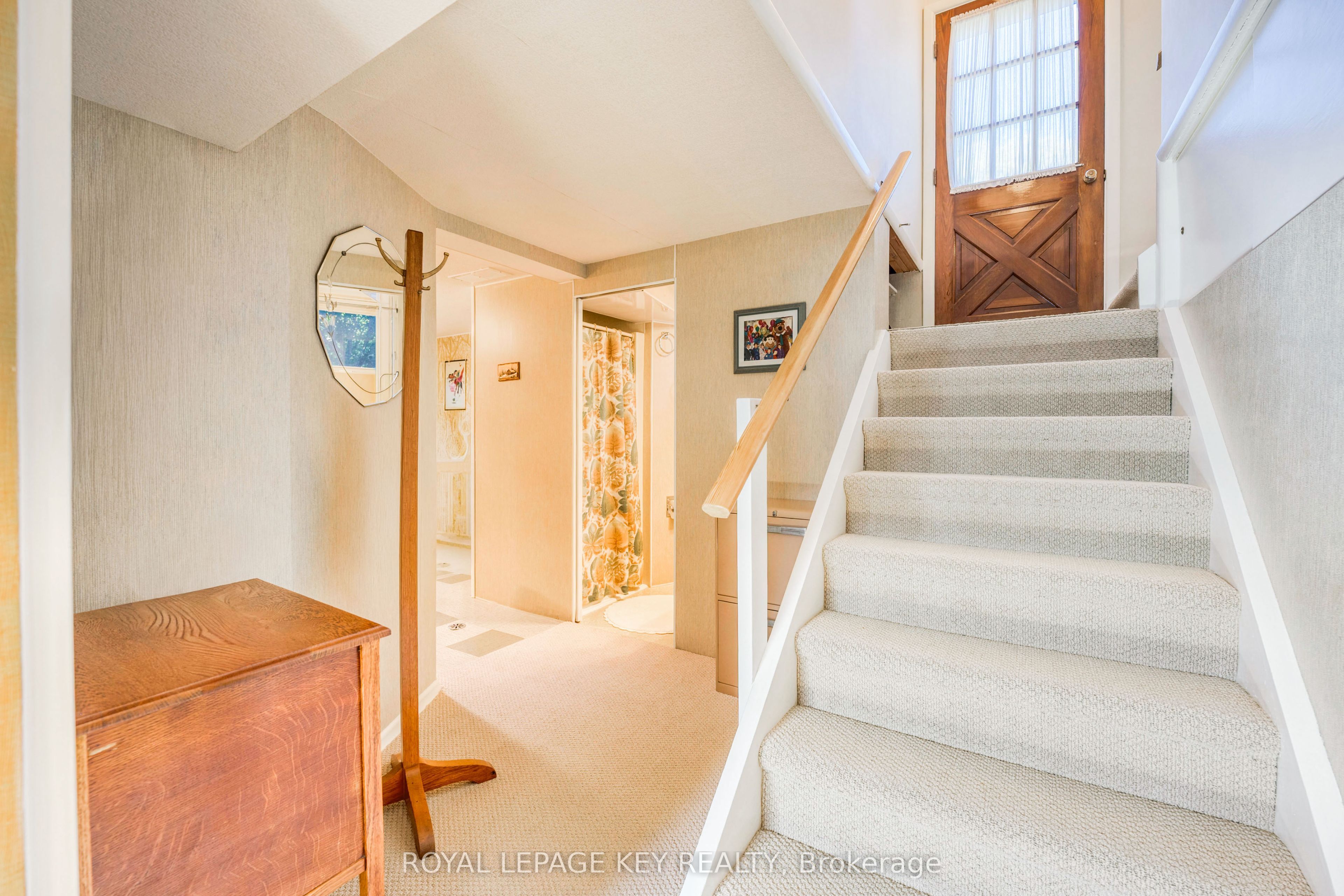 997 Hollands Avenue Property Photo 32