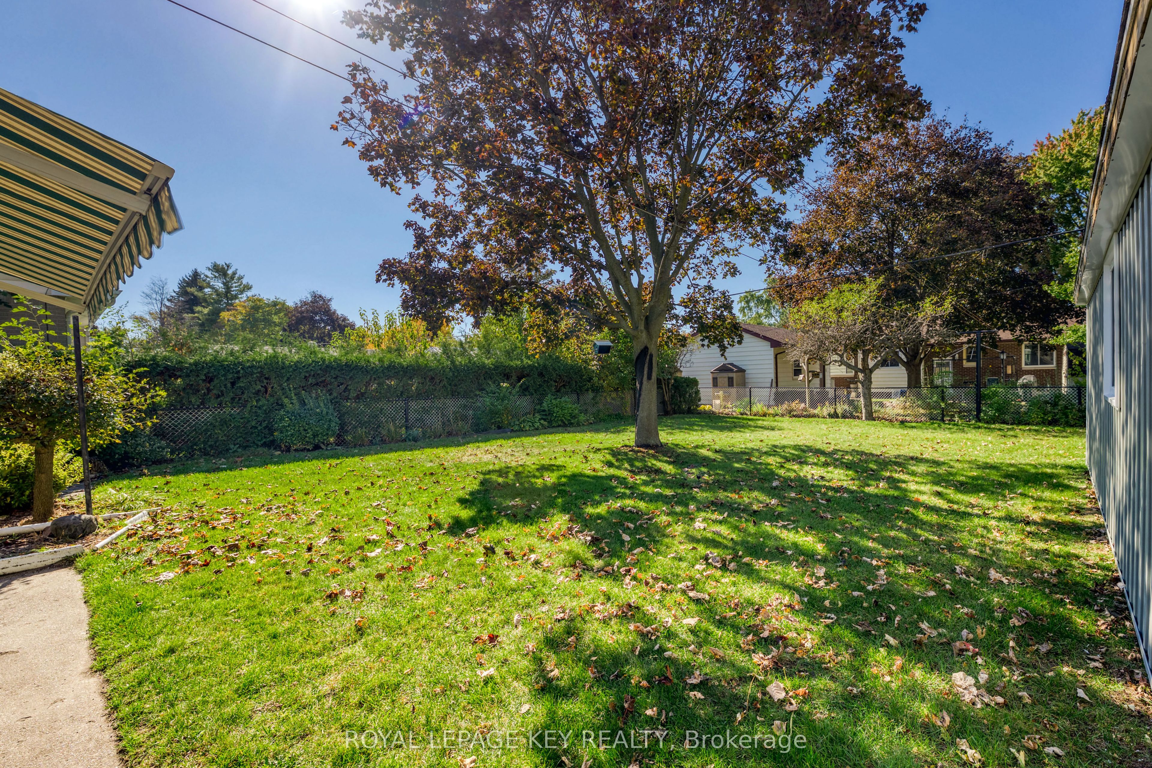 997 Hollands Avenue Property Photo 39