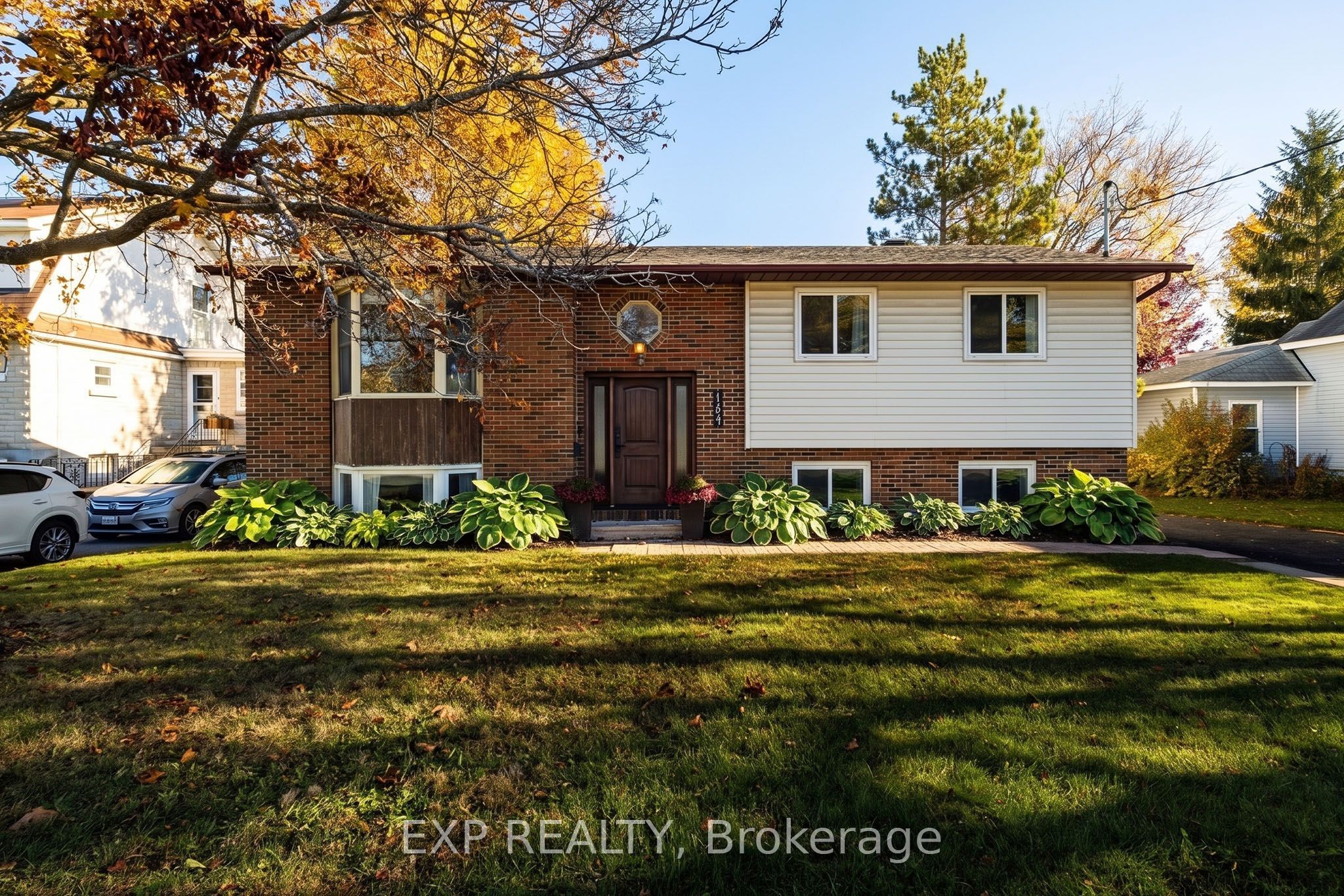 141 Napoleon Street Property Photo 1