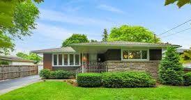 78 Leaside Drive Lower Property Photo 1