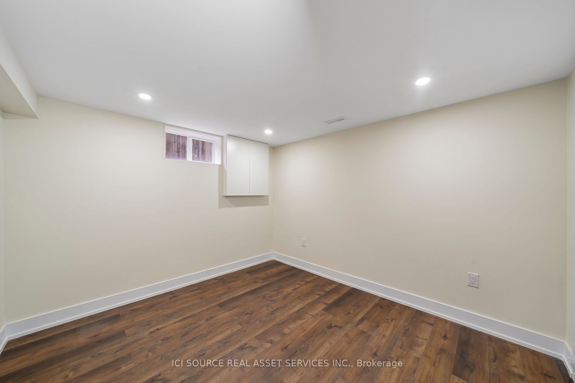 78 Leaside Drive Lower Property Photo 18