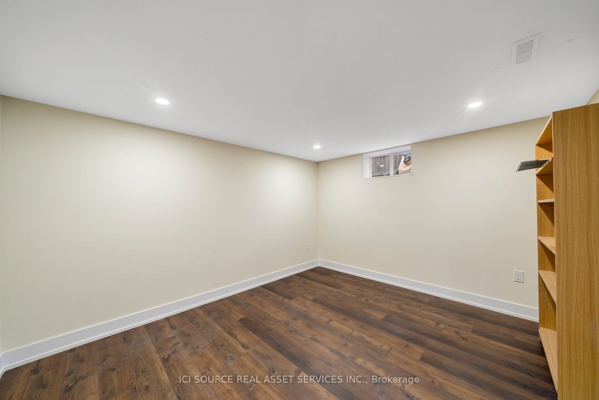 78 Leaside Drive Lower Property Photo 20