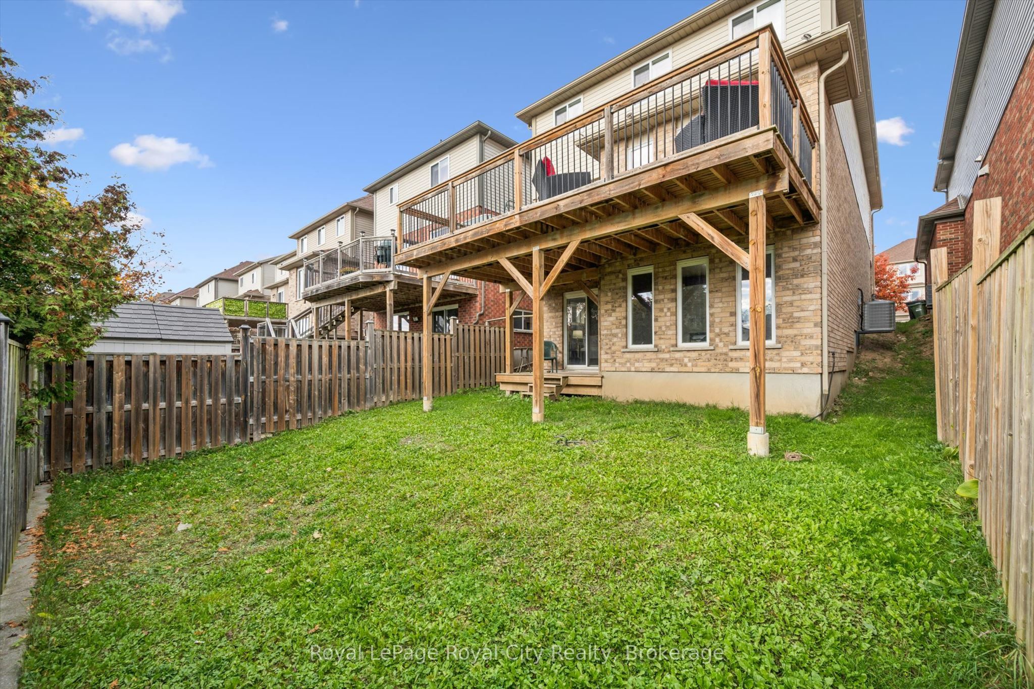 36 Oakes Crescent Property Photo 40