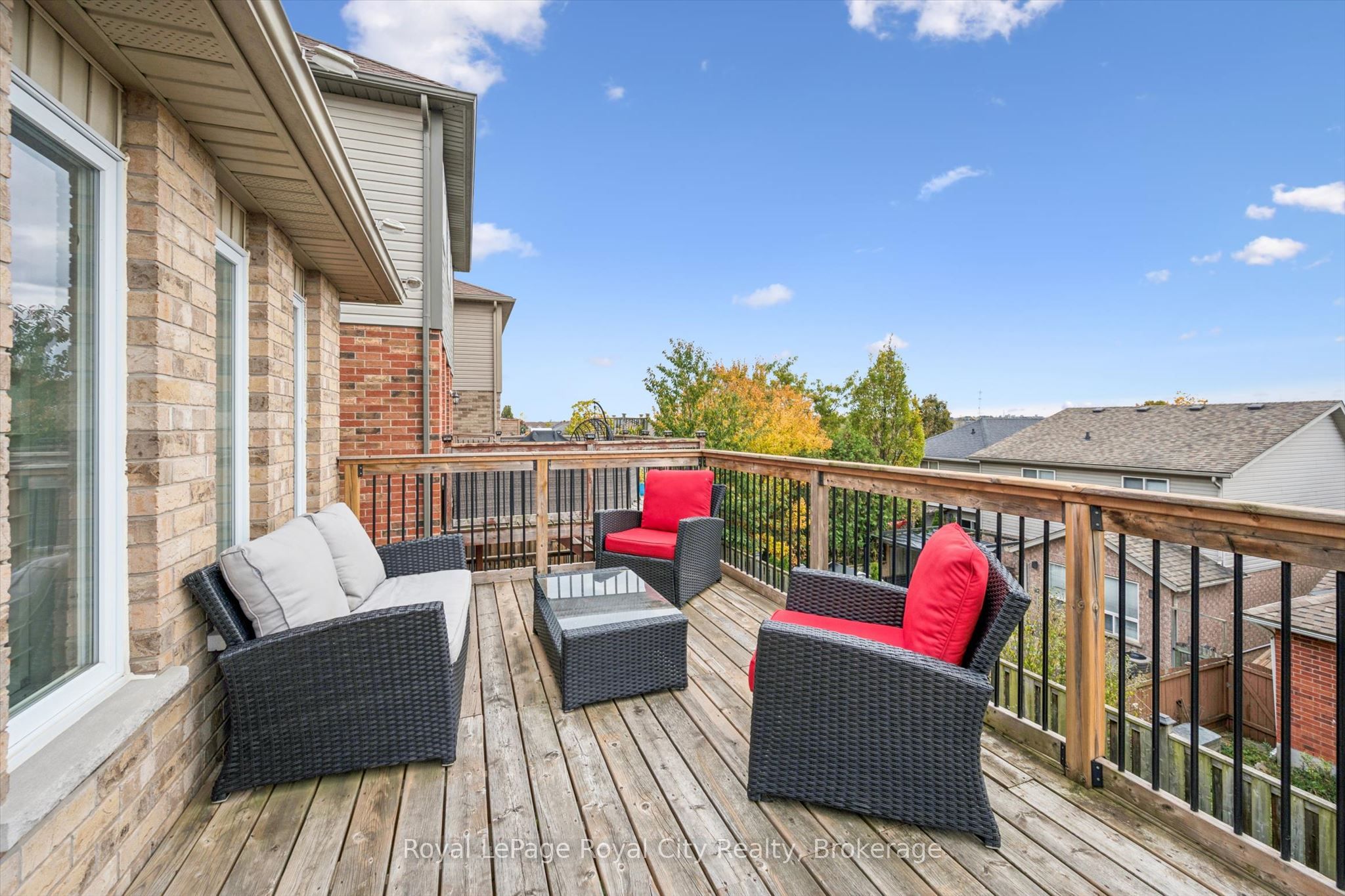 36 Oakes Crescent Property Photo 43