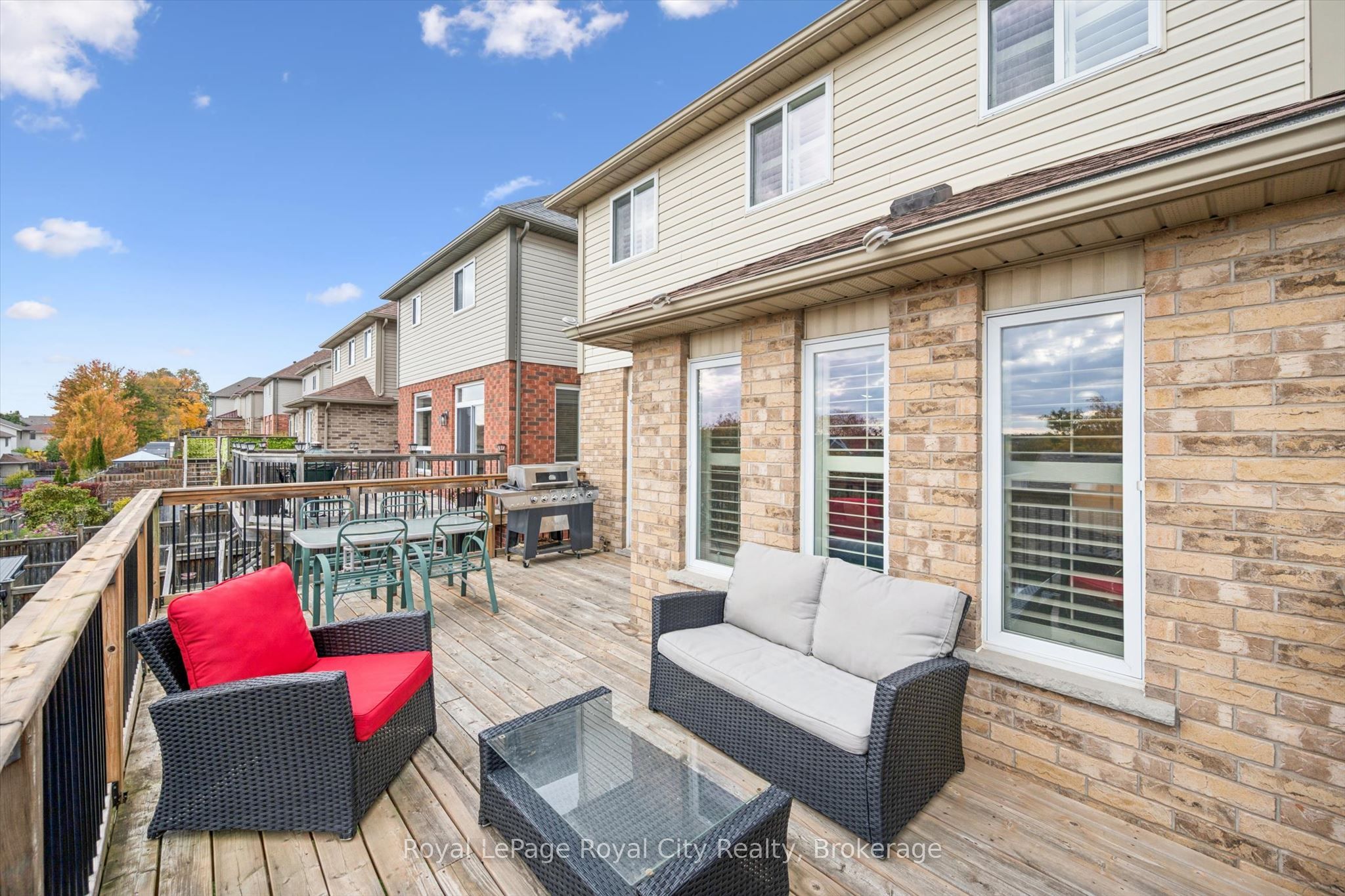 36 Oakes Crescent Property Photo 44