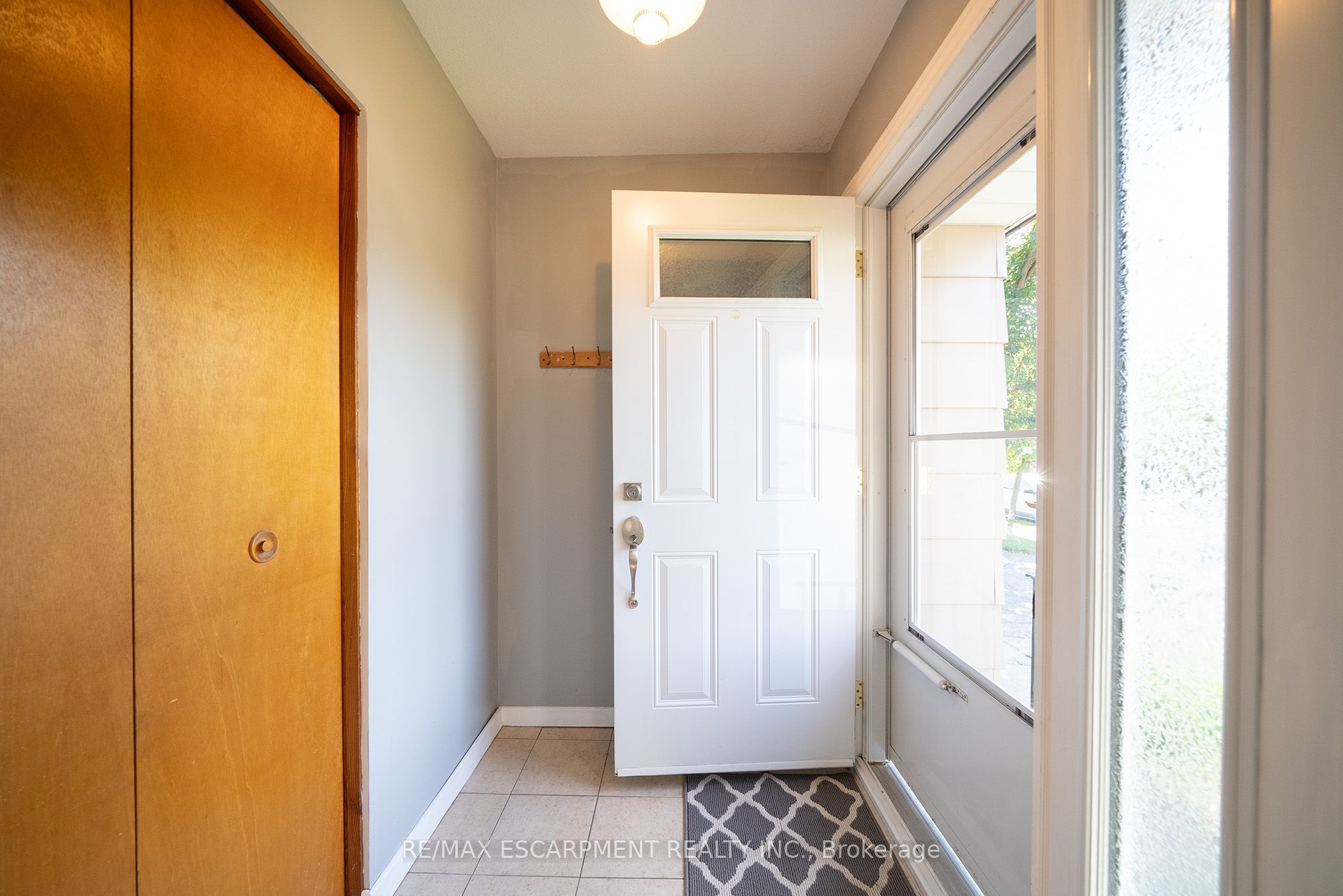 30 Lida Street Property Photo 4