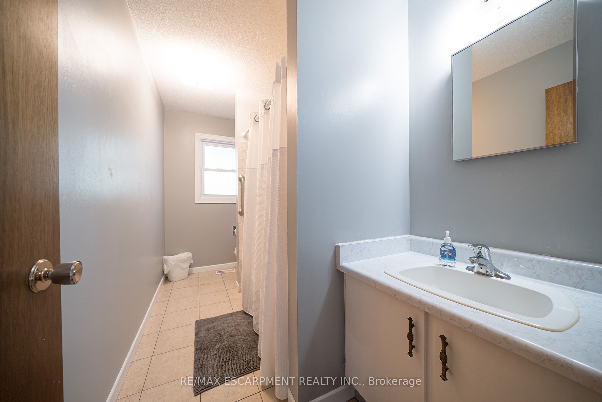 30 Lida Street Property Photo 12