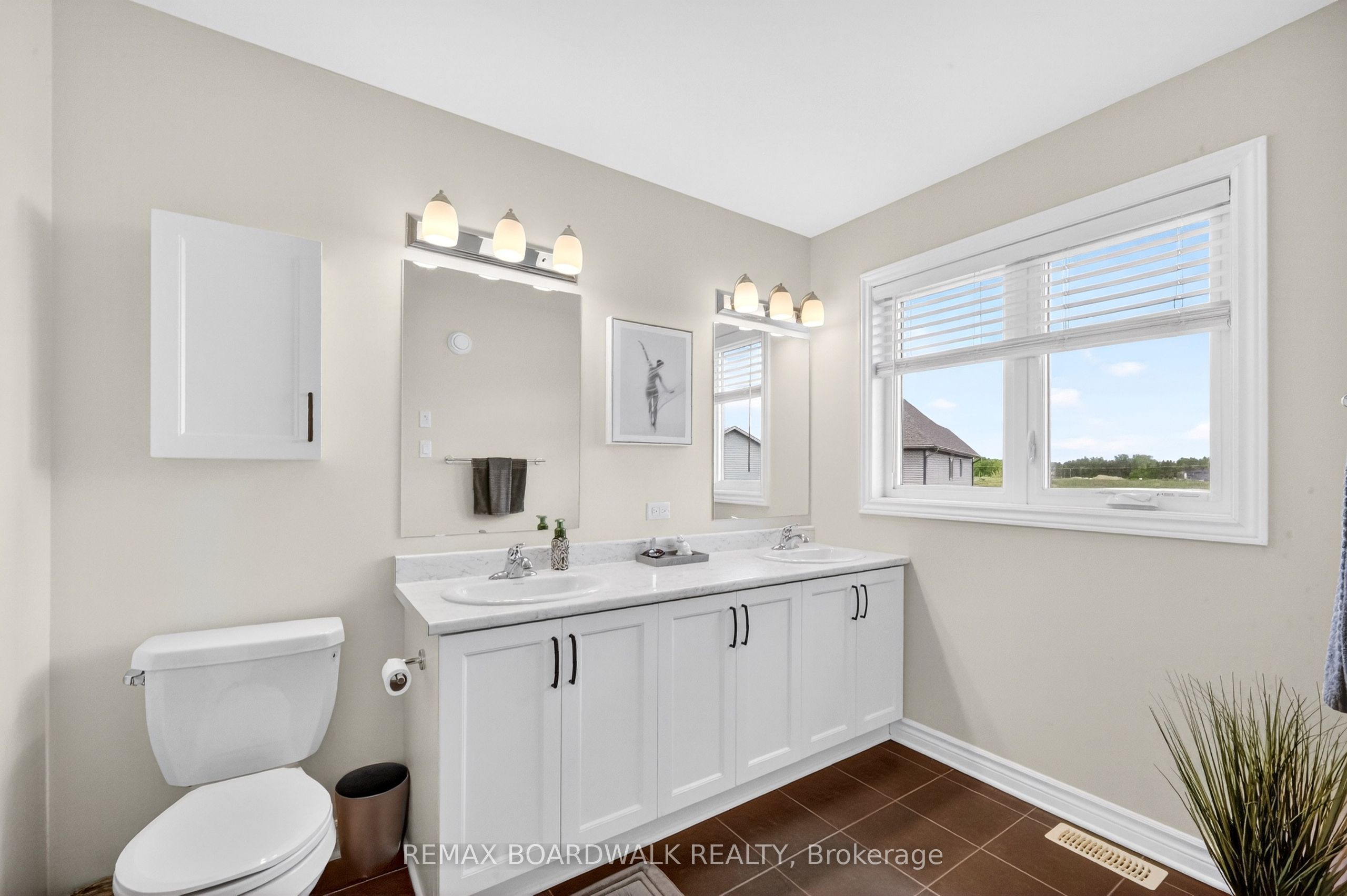 2 Duncanville Street Property Photo 21