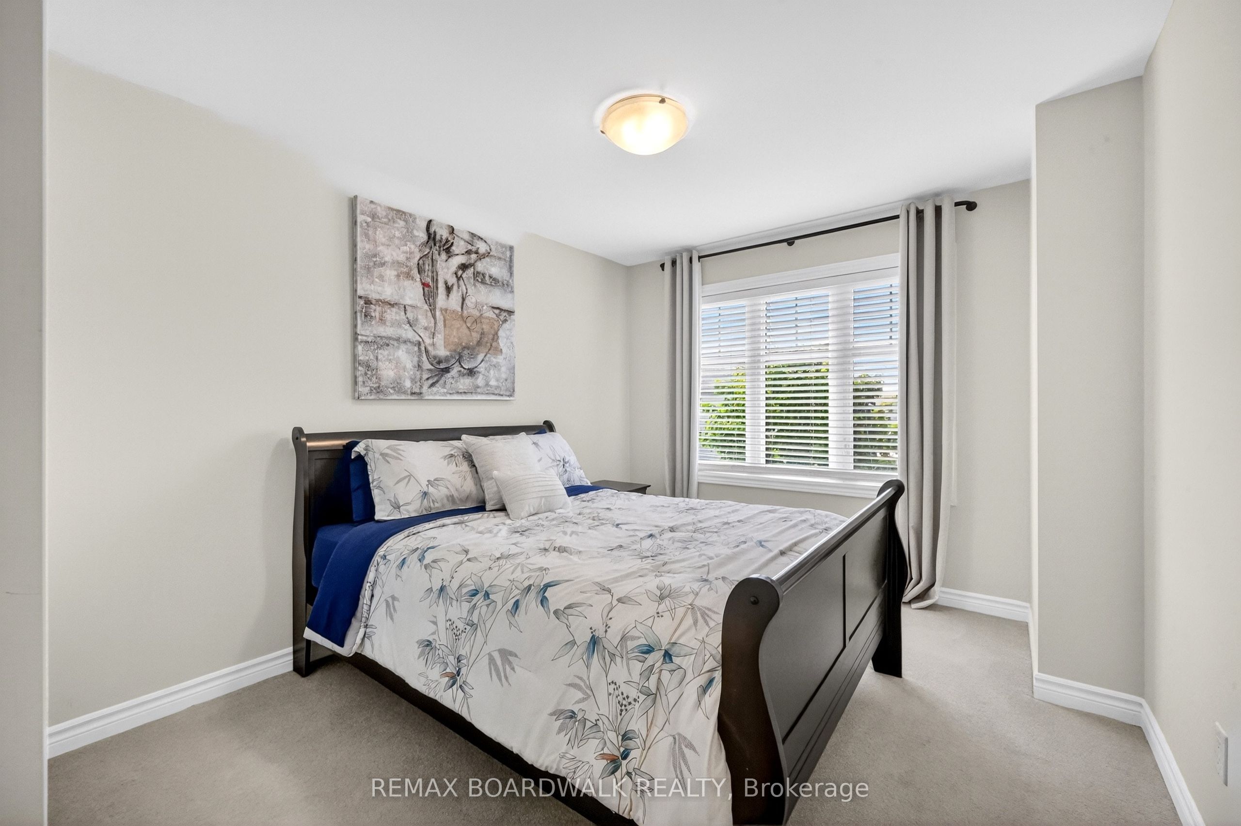 2 Duncanville Street Property Photo 24