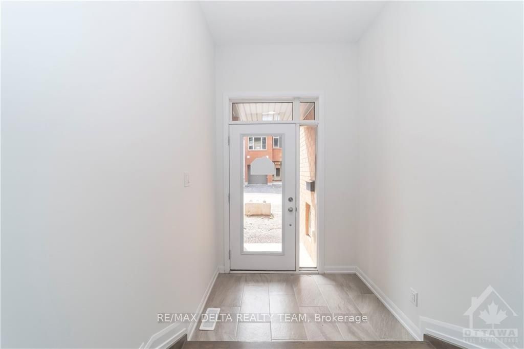 565 Halo Private Property Photo 3