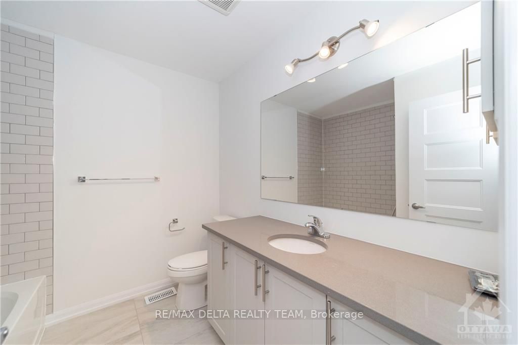 565 Halo Private Property Photo 21