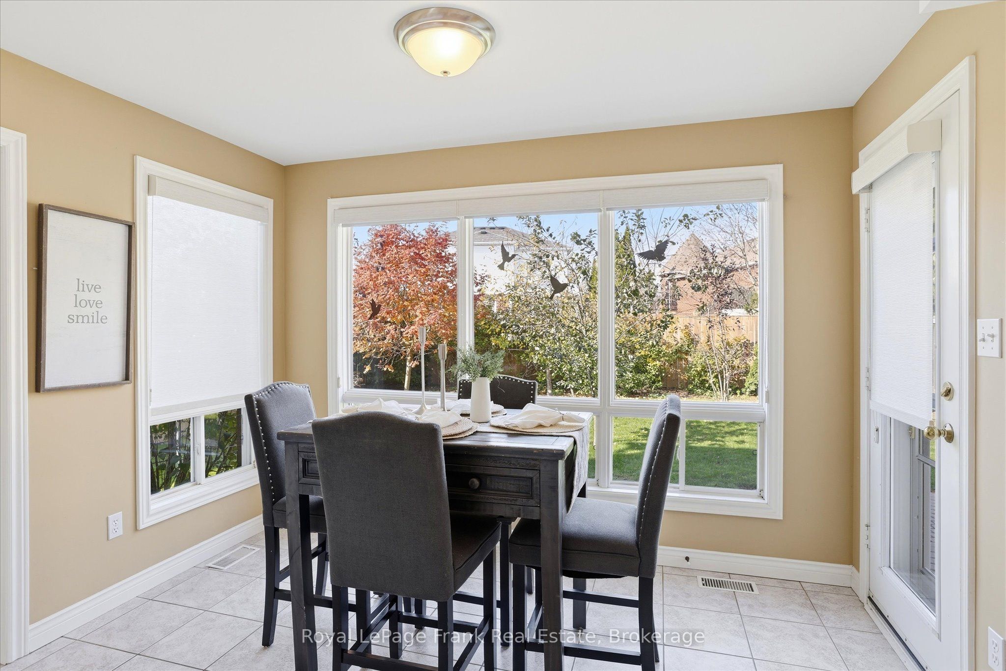 1544 Glenforest Crescent Property Photo 16