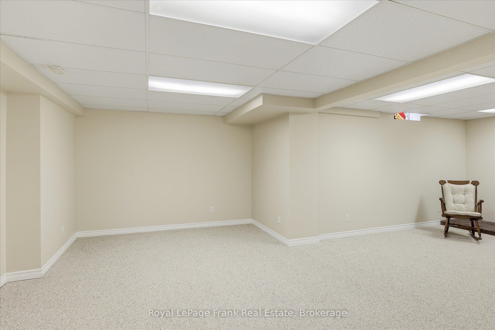1544 Glenforest Crescent Property Photo 29