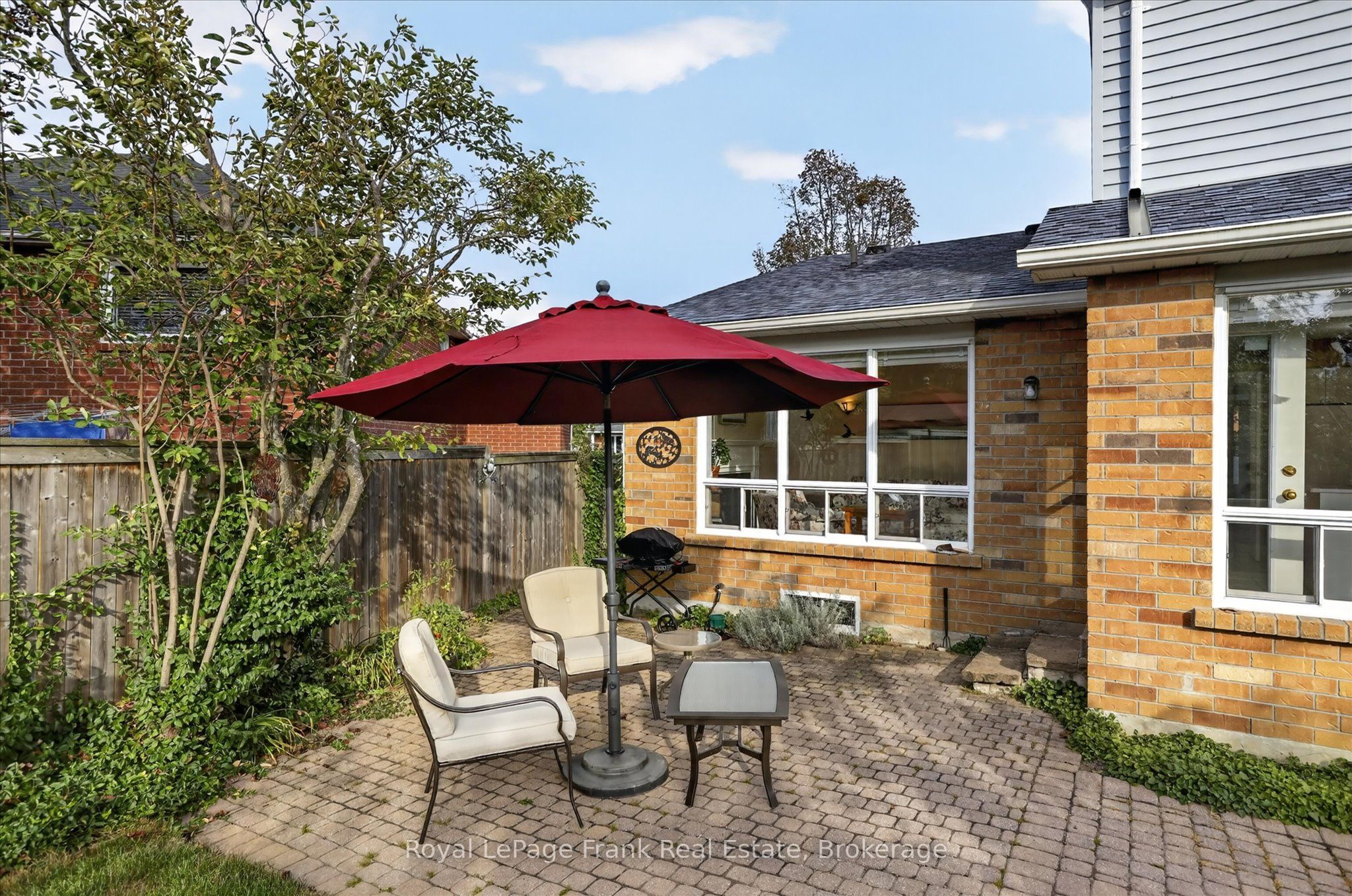 1544 Glenforest Crescent Property Photo 37