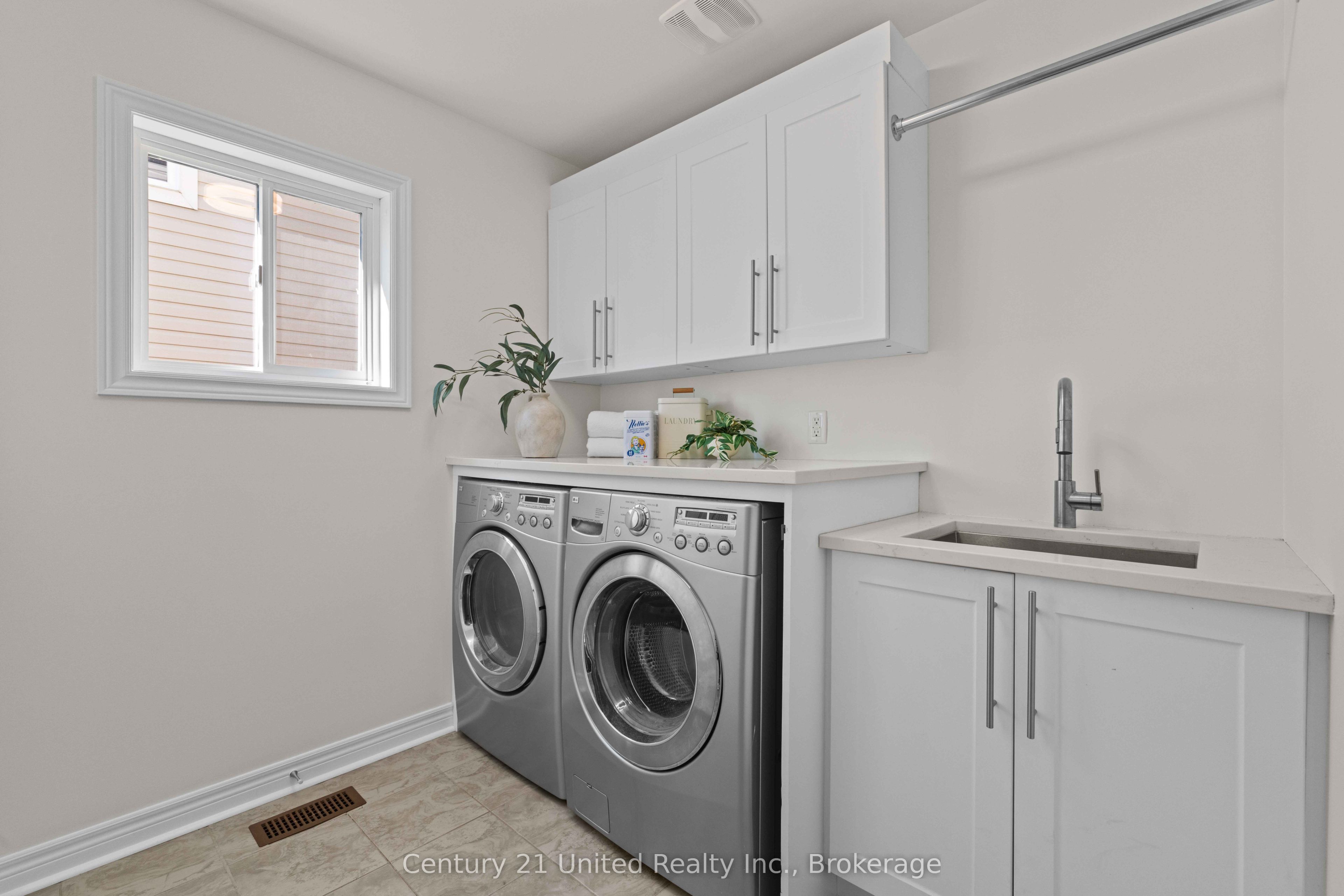 1453 Mcauliffe Lane Property Photo 15