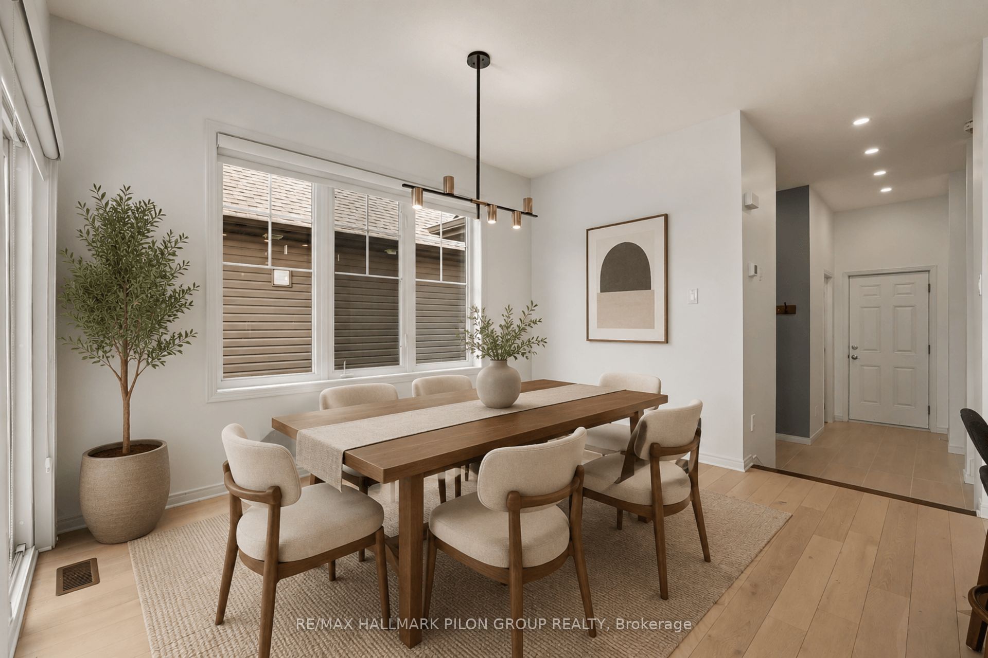 38 Riddell Street Property Photo 7