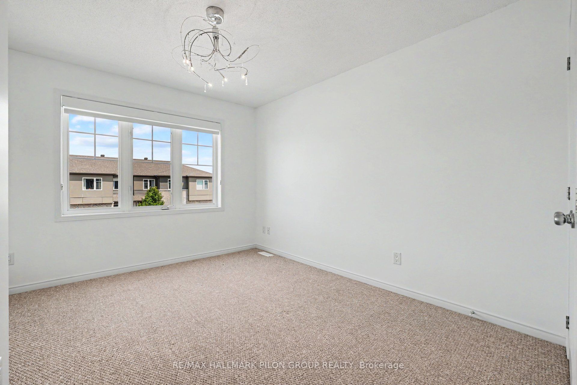 38 Riddell Street Property Photo 18