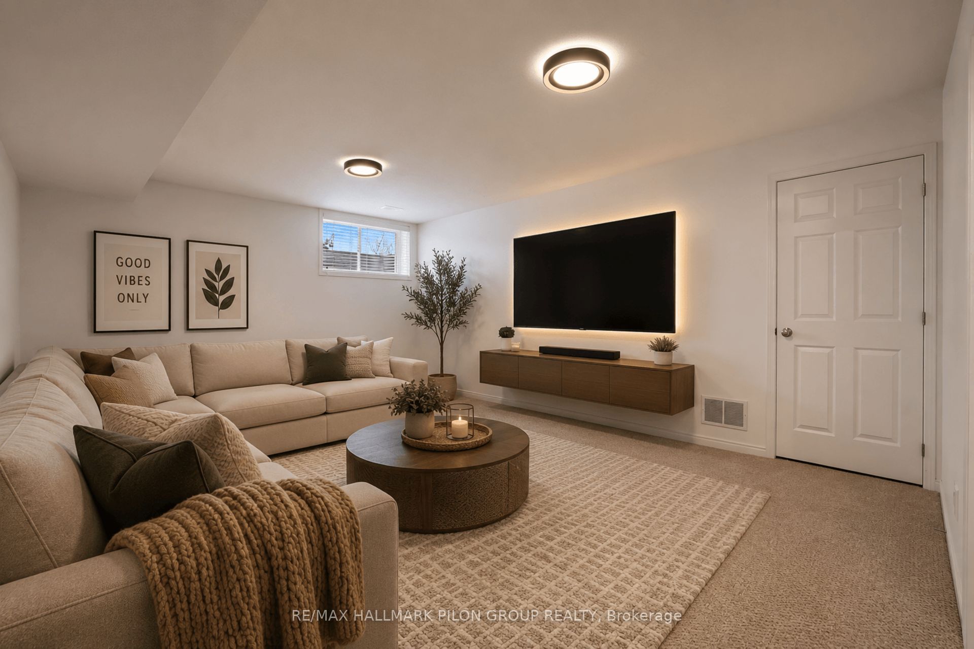 38 Riddell Street Property Photo 25