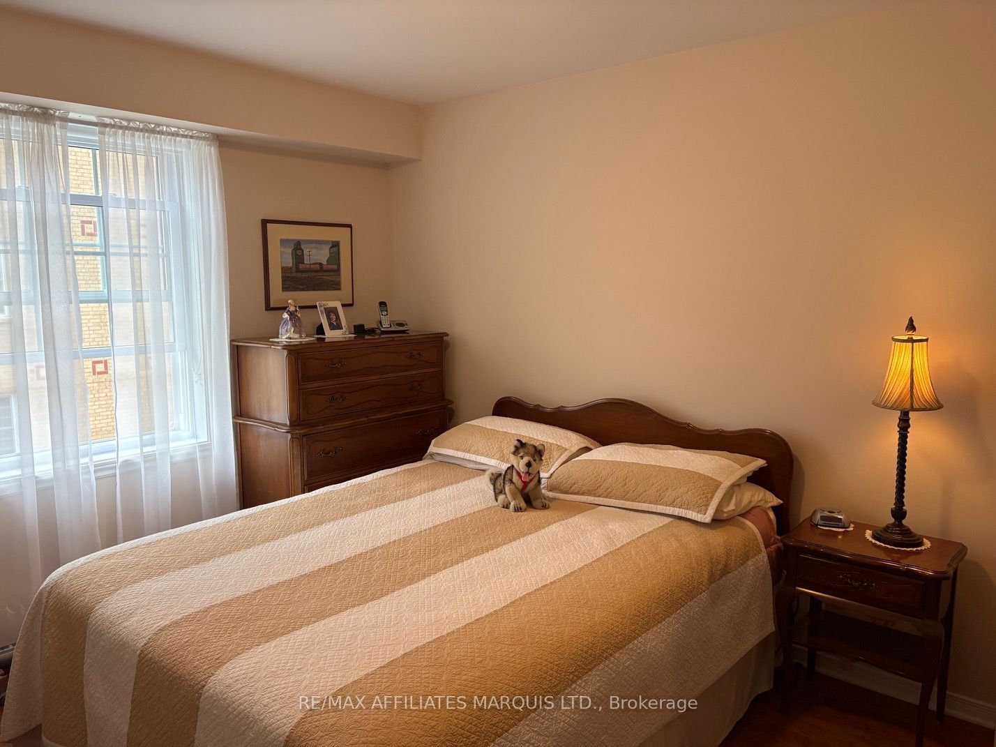 321 Water Street W 2 Property Photo 28