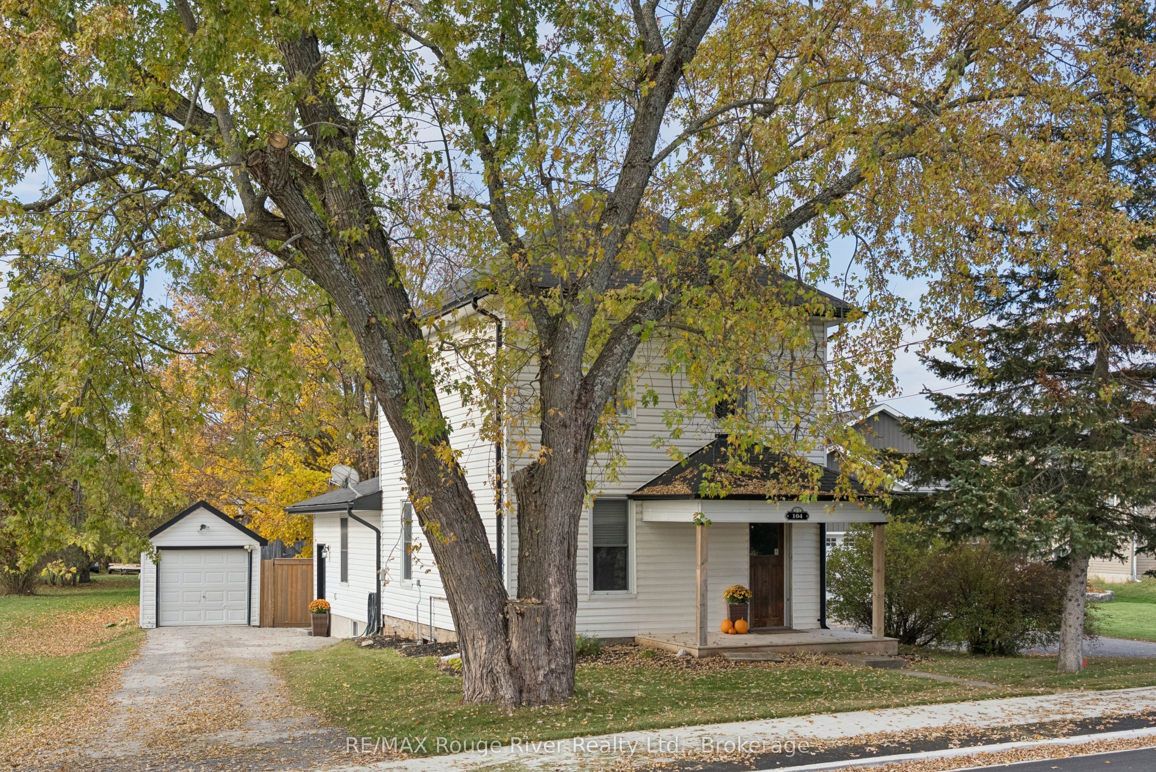 104 County Road 40 Property Photo 1