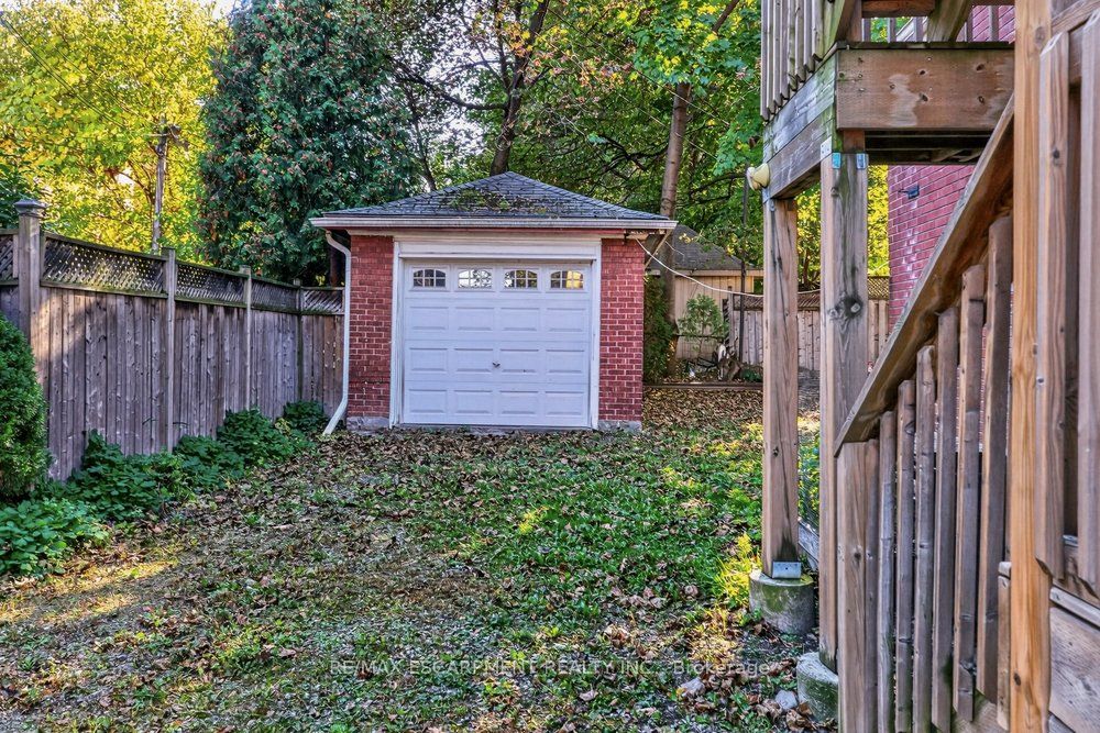 194 Delaware Avenue Property Photo 4