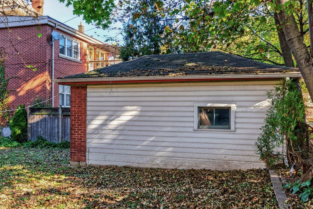 194 Delaware Avenue Property Photo 10