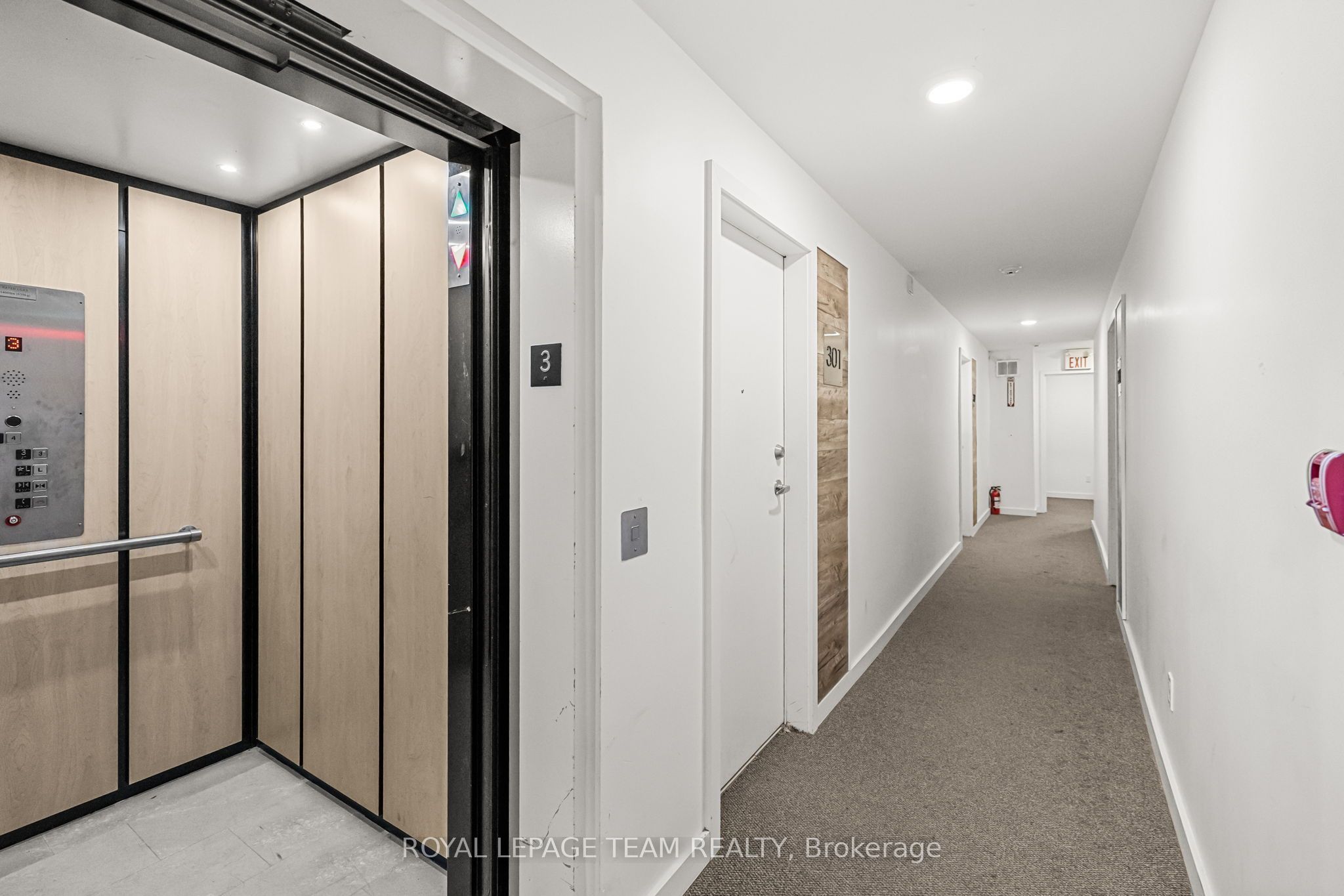 1308 Thames Street 301 Property Photo 2
