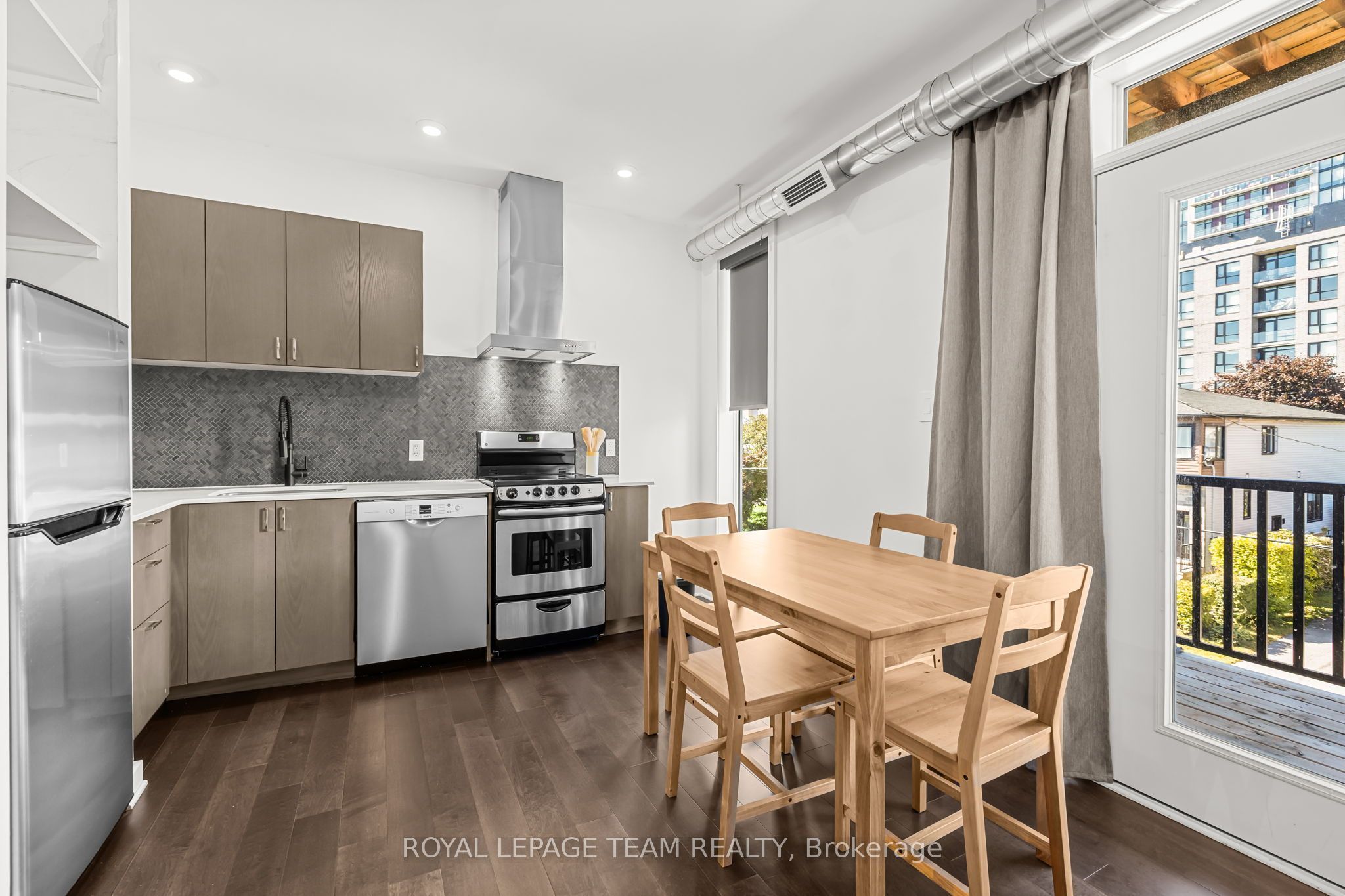 1308 Thames Street 301 Property Photo 4